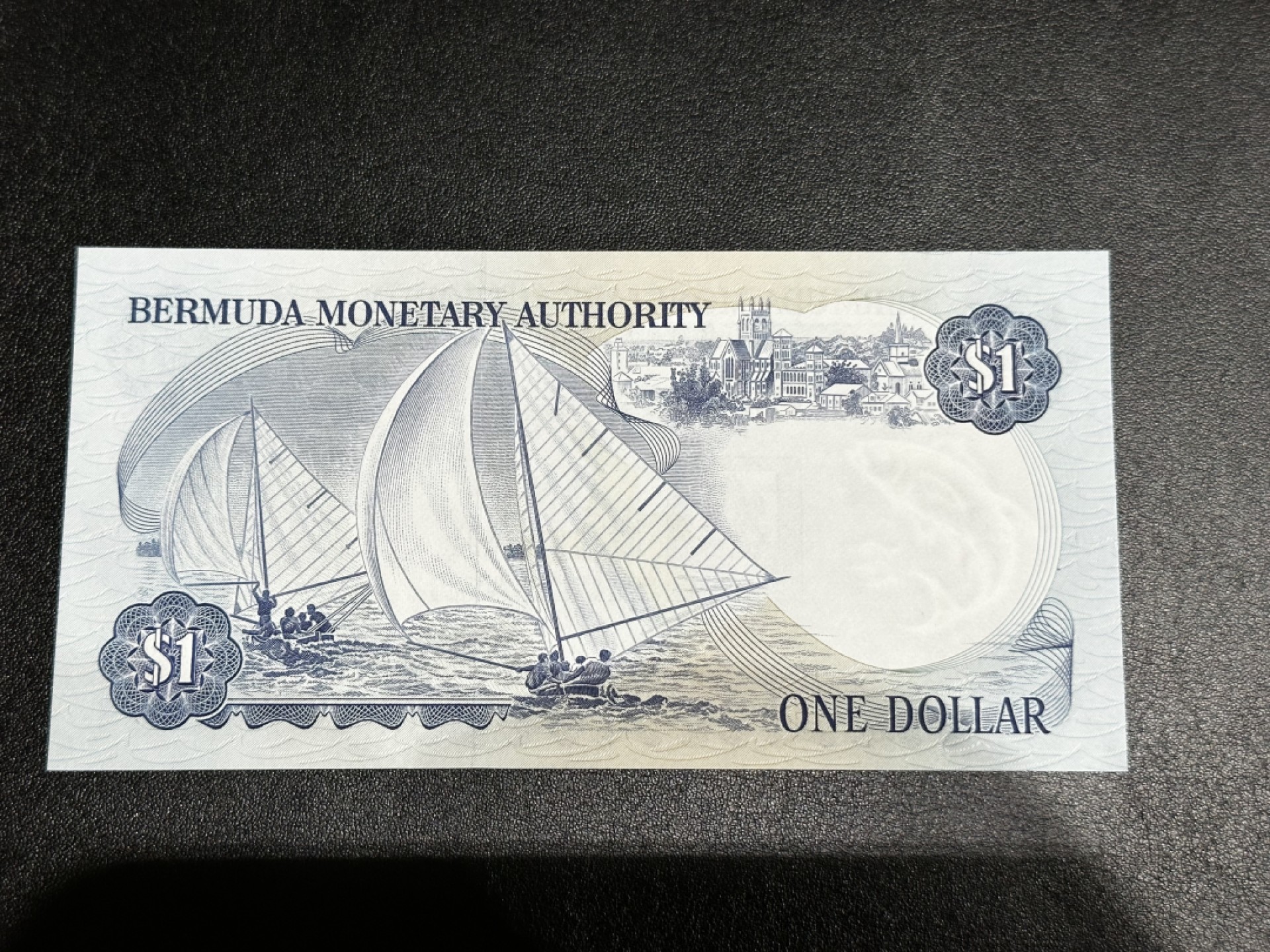 《外钞收藏家》第二百七十一期（连拍第二场） 1982年百慕大1镑  全新UNC