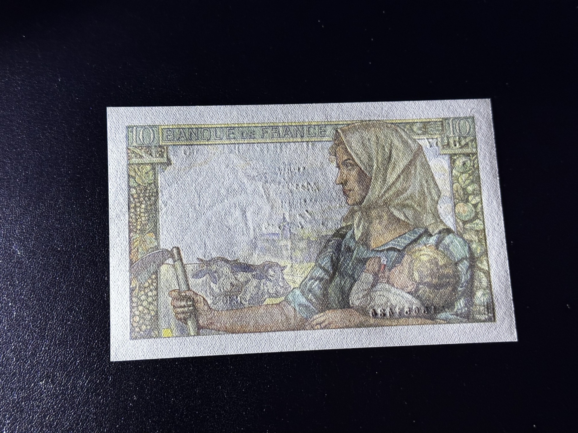 《外钞收藏家》第二百七十一期（连拍第二场） 1949年法国10法郎 全新 疑似有折 有潮