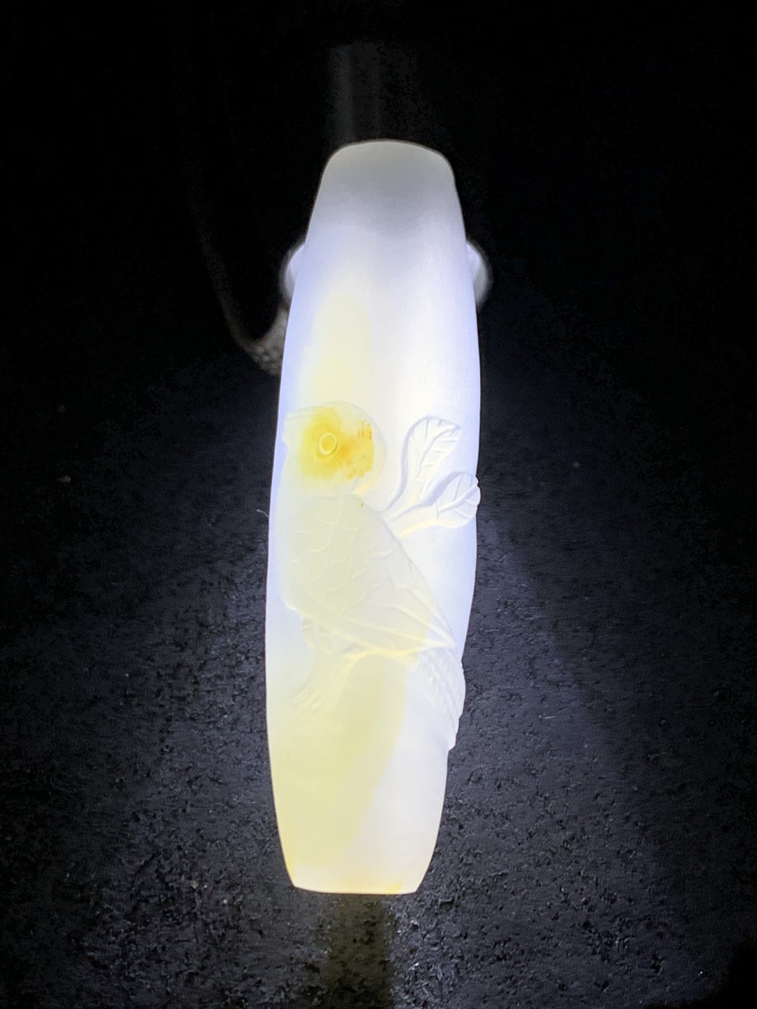 精美亚光高玉化海洋玉髓手工俏色巧雕鹦鹉大桶珠一个！