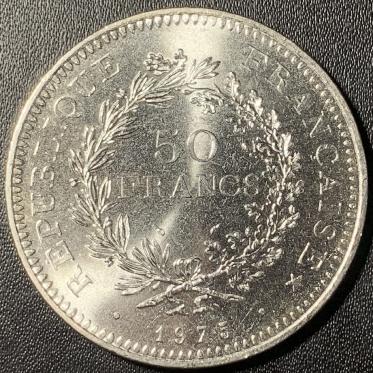 紫瑗钱币——第273期拍卖 法国 1975年 大力神 50法郎 30克 0.9银 UNC