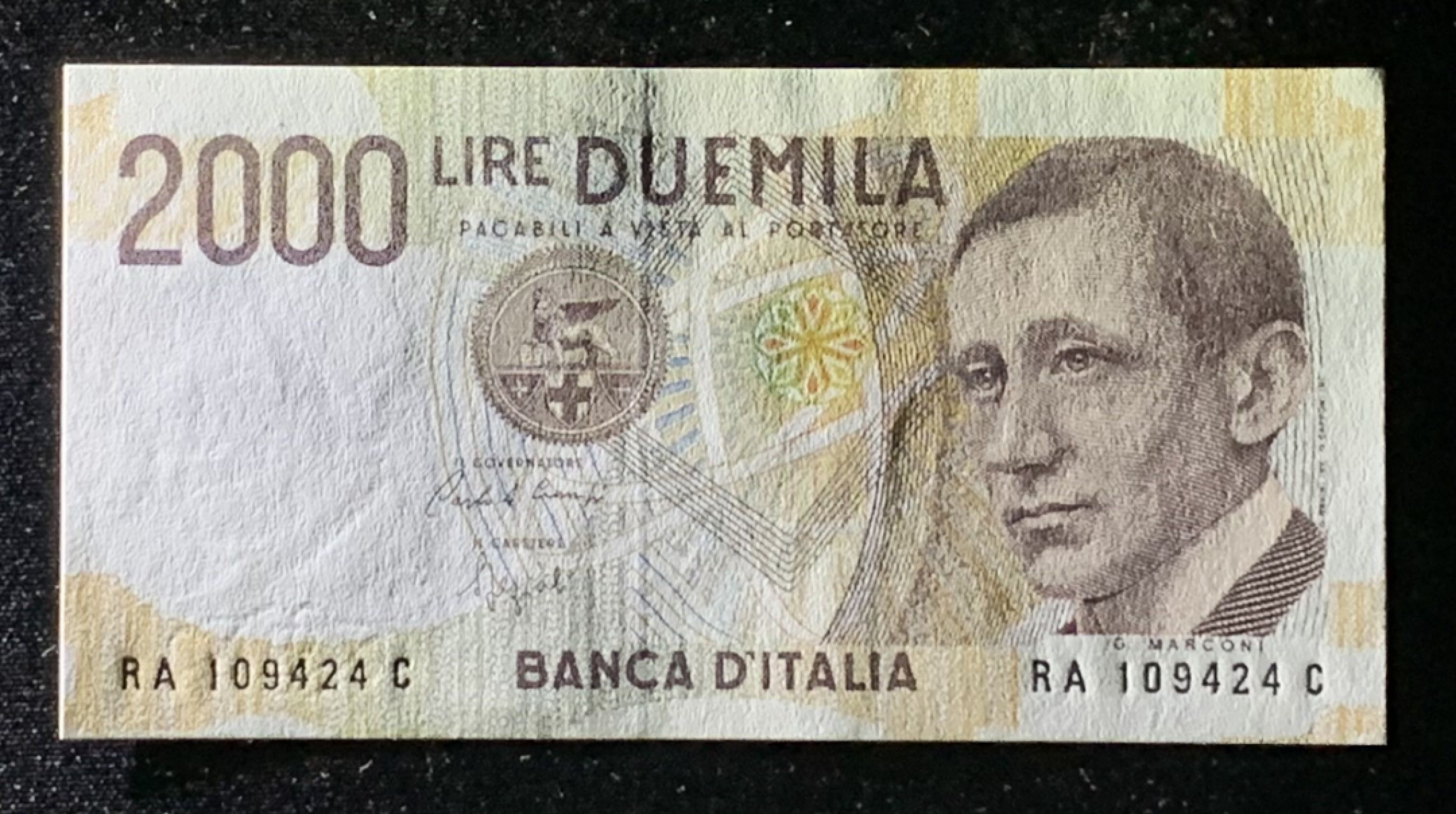 紫瑗钱币——第272期拍卖—纸币场 意大利 1990年 末班 2000里拉 UNC