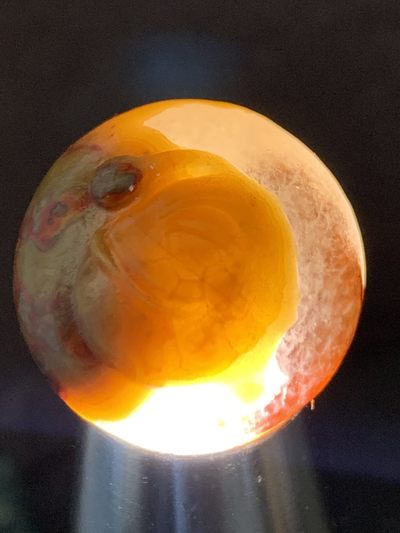 精美亚光冰飘糖心料战国红玛瑙手工俏色巧雕灯笼鱼珠子一颗！ 精美亚光冰飘糖心料战国红玛瑙手工俏色巧雕灯笼鱼珠子一颗！