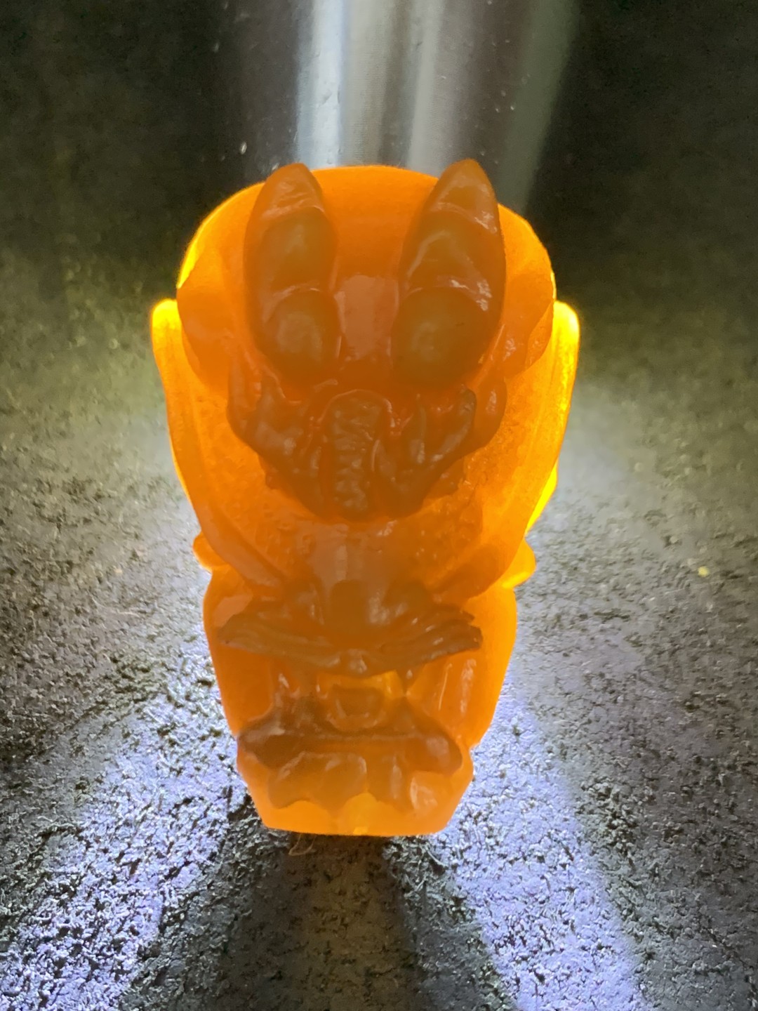 精美亚光高玉化冻料飘金沙鸡油黄蒙料战国红玛瑙手工雕刻一体龙头佛头三通一个！