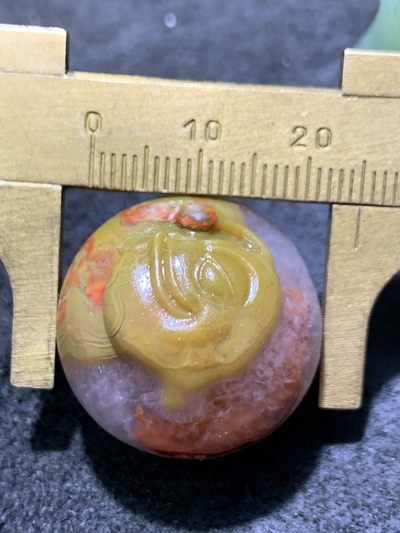 精美亚光冰飘糖心料战国红玛瑙手工俏色巧雕灯笼鱼珠子一颗！ 精美亚光冰飘糖心料战国红玛瑙手工俏色巧雕灯笼鱼珠子一颗！