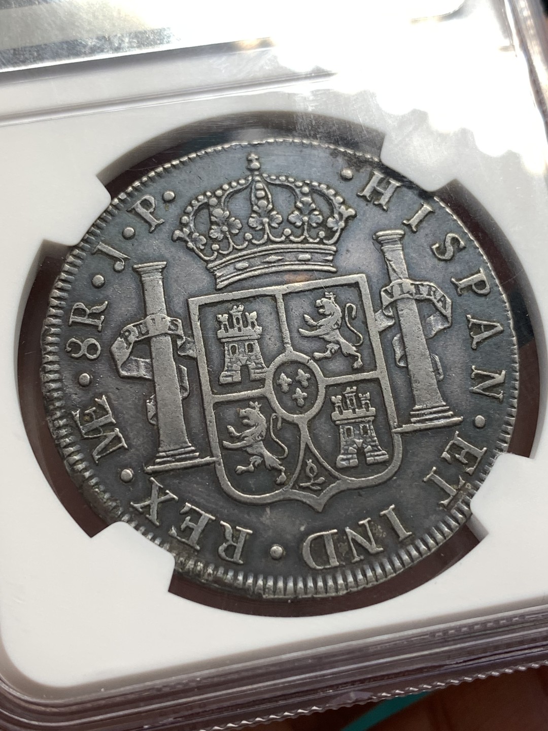 《竞宝斋》第169场-周日，周一2场 (全场包邮) NGC-AUD 秘鲁 1807年卡洛斯四世双柱银币 双面深打 细节很好