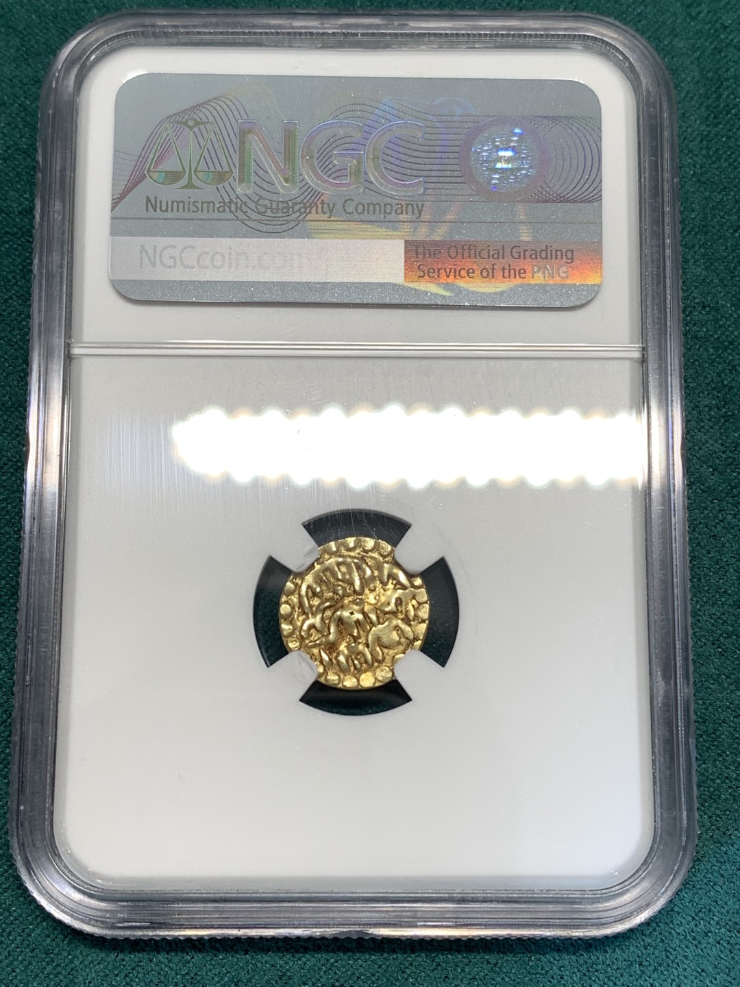 《竞宝斋》第169场-周日，周一2场 (全场包邮) NGC-MS62 印度尼西亚AH1016年 伊斯坎达·慕达 1kupang金币 这品种能上MS的就少了