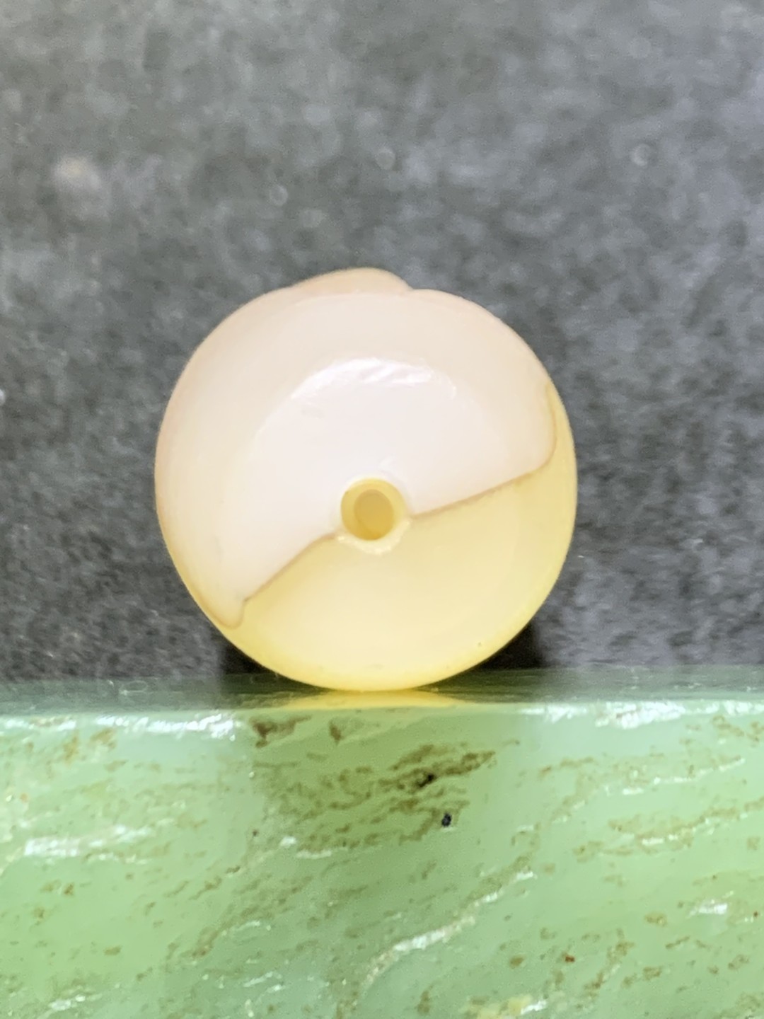 精美亚光高玉化海洋玉髓手工俏色巧雕雄鹿大桶珠一个！