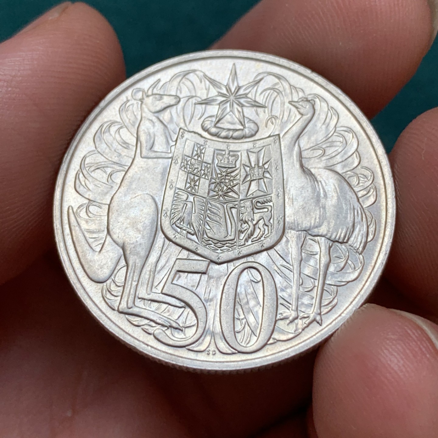 《竞宝斋》第169场-周日，周一2场 (全场包邮) 澳大利亚1966年50分银币 改用澳元后唯一的流通银币 新的女王像和盾徽 全新未流通