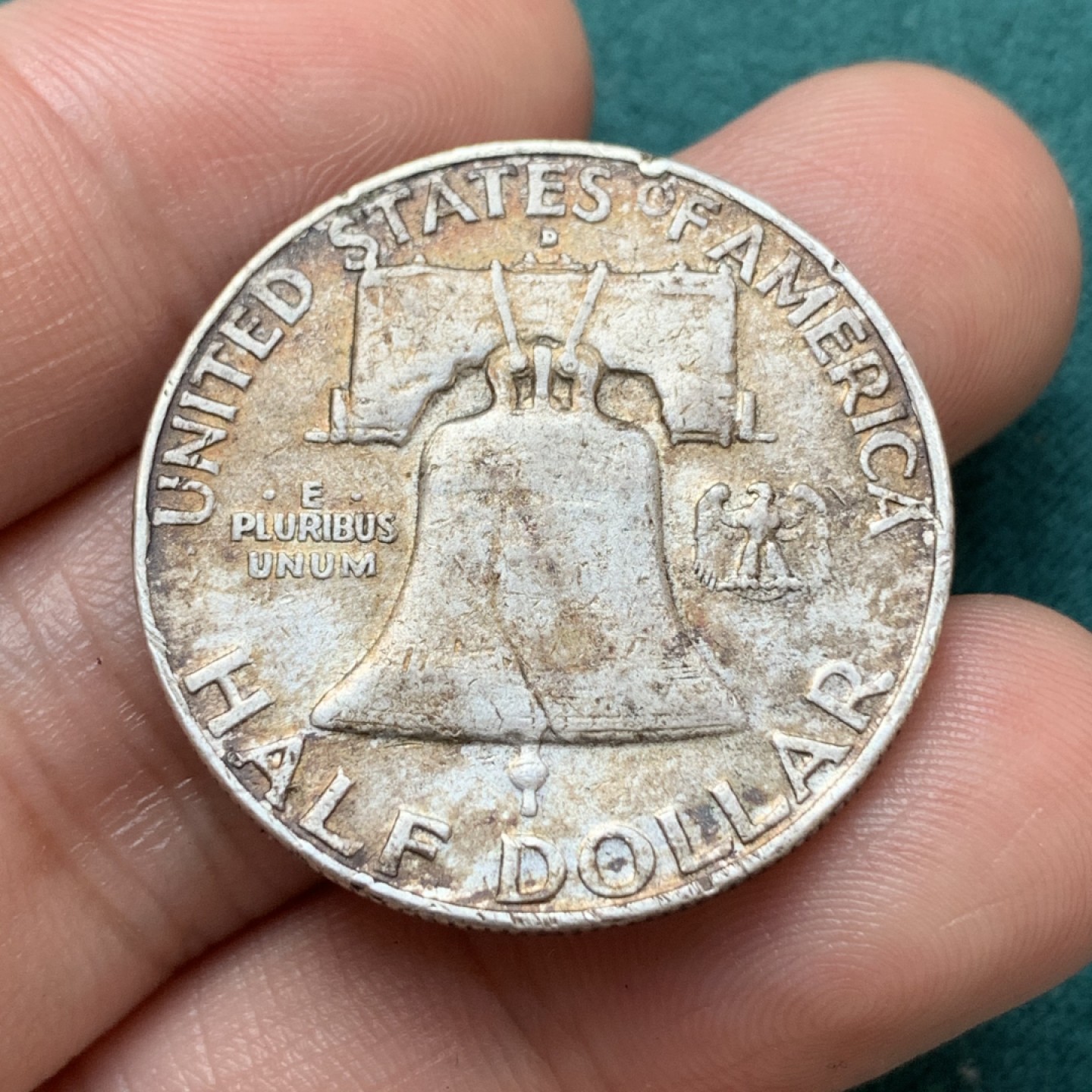 《竞宝斋》第169场-周日，周一2场 (全场包邮) 美国富兰克林 半圆银币 1957年，原滋原味带彩包浆重12.5克，含银900