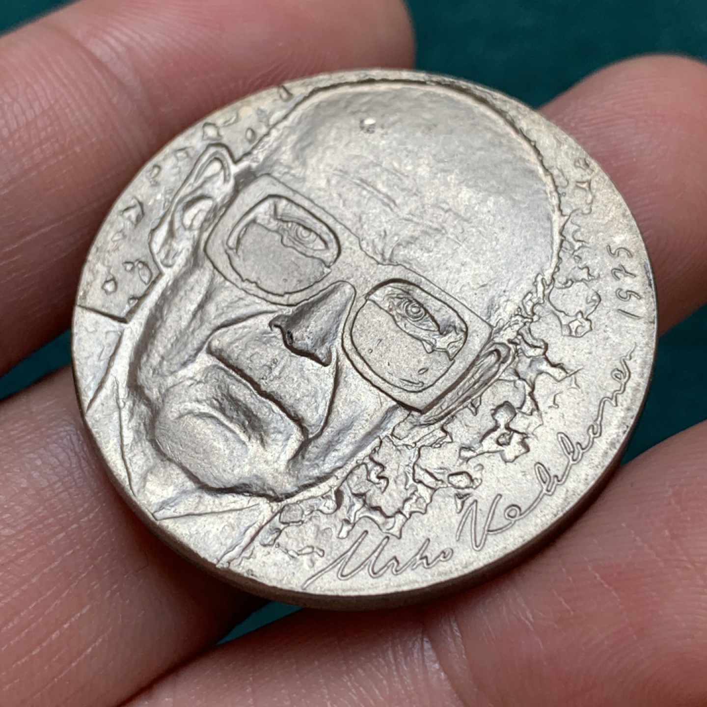 《竞宝斋》第169场-周日，周一2场 (全场包邮) 1975年芬兰10马克银币、吉科宁总统诞辰 75 周年 23.5g 原光好状态