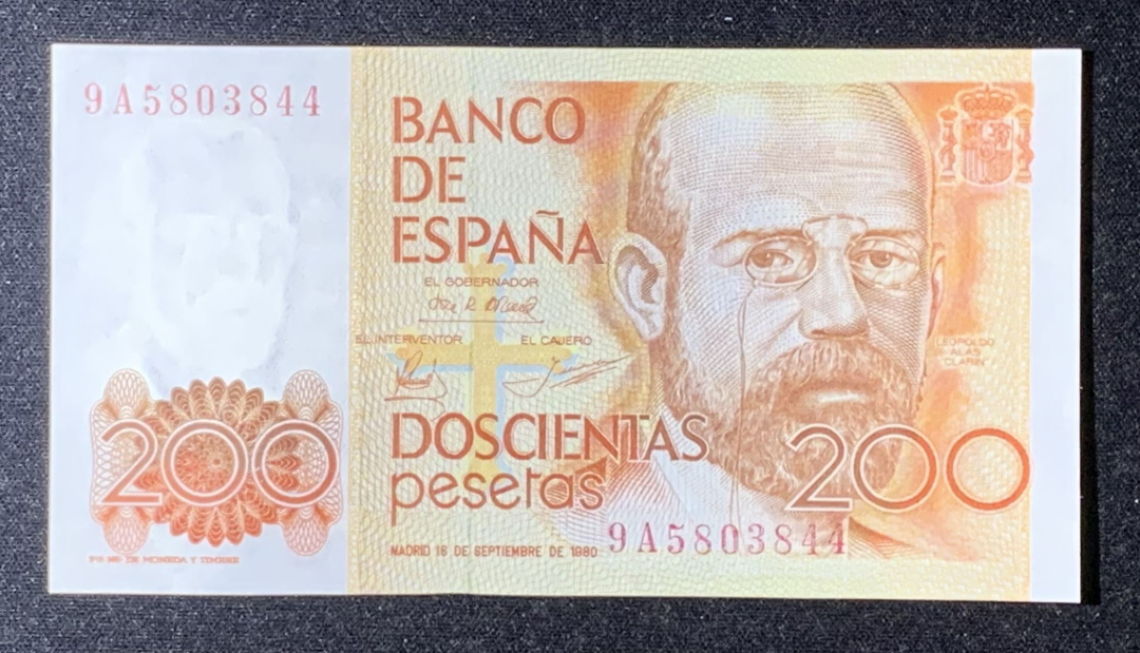 紫瑗钱币——第274期拍卖—纸币场 【叠尾】西班牙 1980(1984)年 利奥波多·加西德·拉斯阿拉斯 200比塞塔 UNC