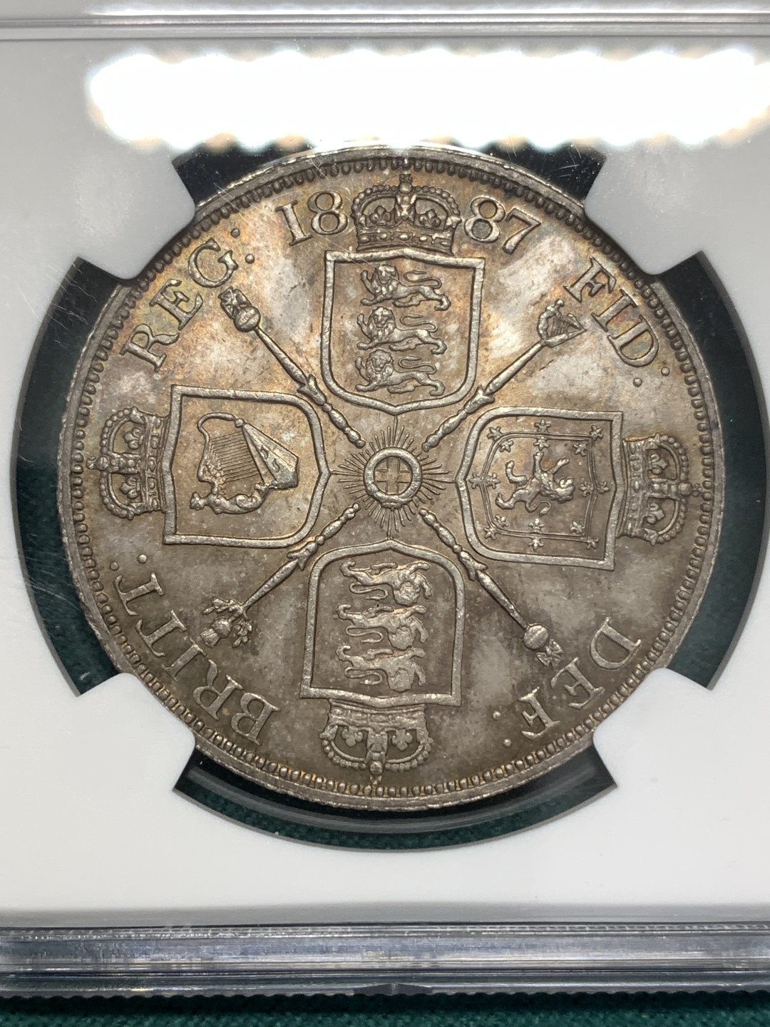 《竞宝斋》第169场-周日，周一2场 (全场包邮) NGC-MS63 英国1887年老维高冠双弗洛林大银币 包浆醇厚美丽 罗马1版本少见