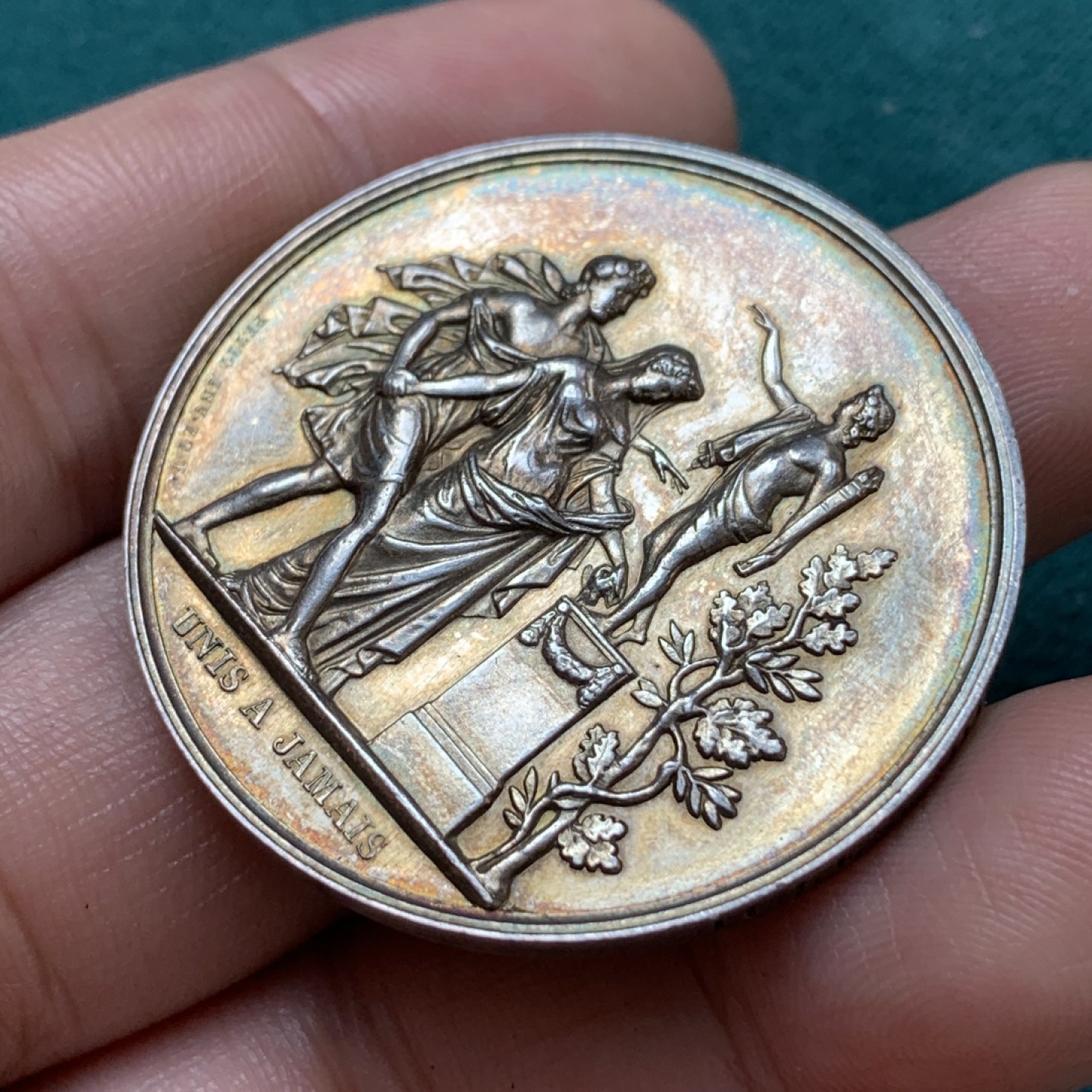 《竞宝斋》第169场-周日，周一2场 (全场包邮) 法国结婚银章，蜜蜂边铭，直径39.5mm，重量25.13g