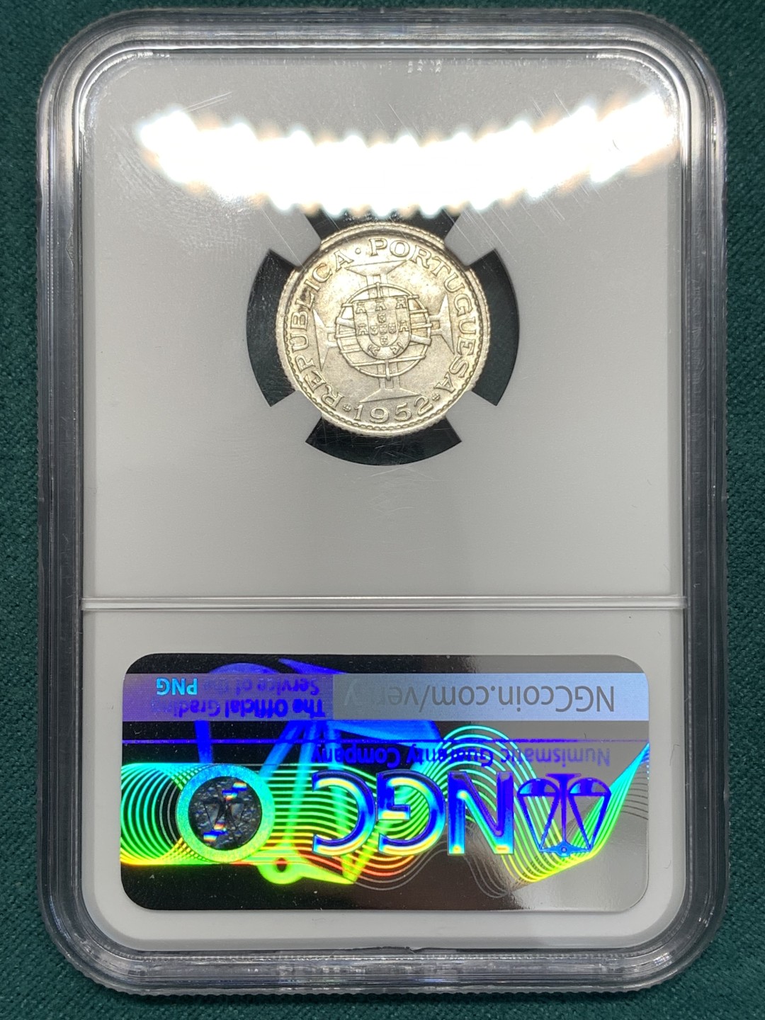 《竞宝斋》第169场-周日，周一2场 (全场包邮) NGC MS63 葡属澳门1952年1P银币