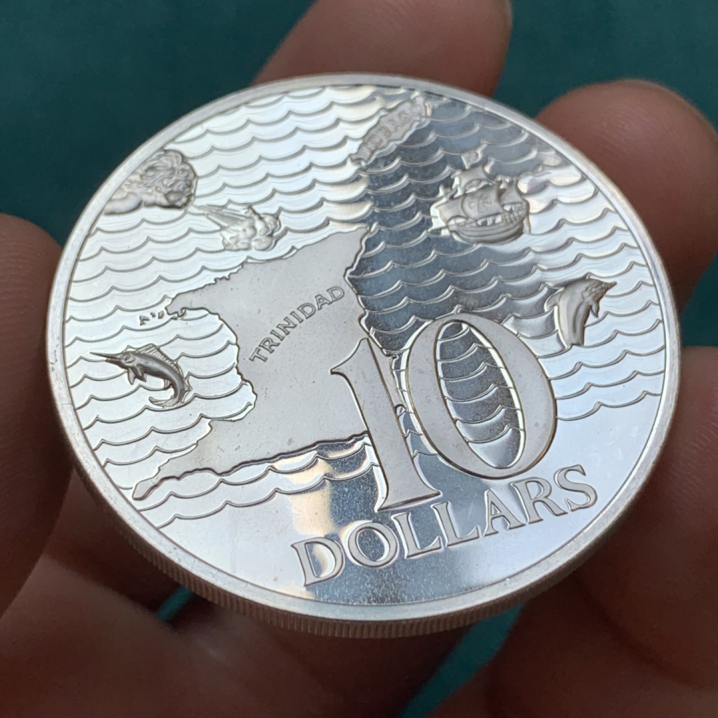 《竞宝斋》第169场-周日，周一2场 (全场包邮) 特立尼达和多巴哥 1976年 10元精制大银币，925银，直径42mm，重量35g