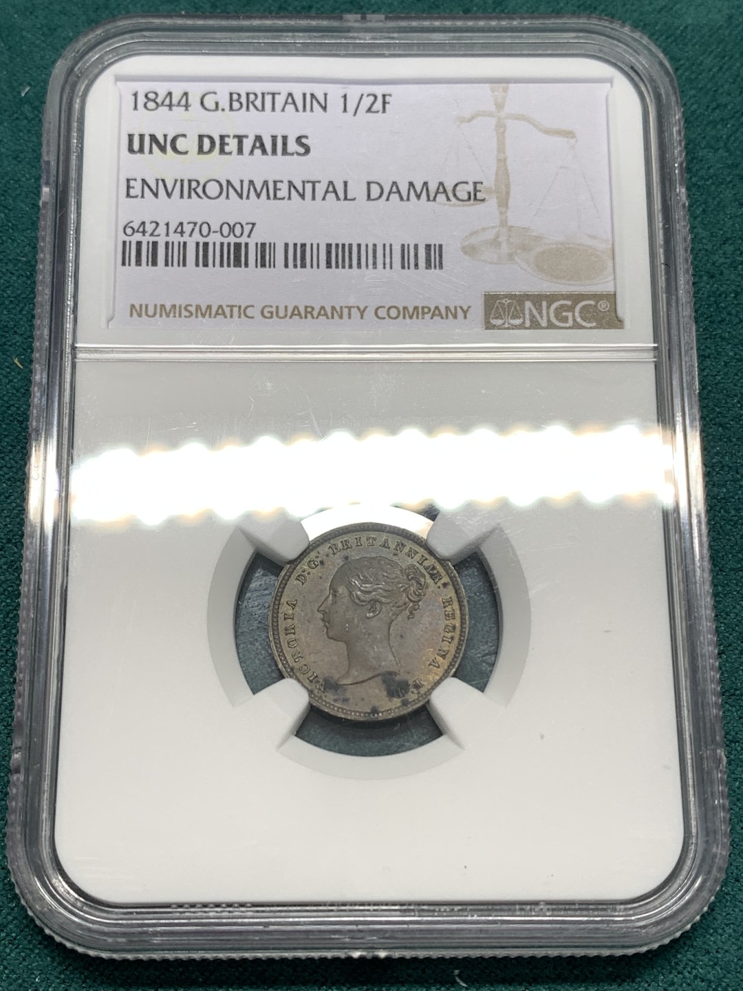 《竞宝斋》第169场-周日，周一2场 (全场包邮) NGC UNC 英国1844年1/2法新 书价很高的一个年份，自然巧克力包浆细节也好