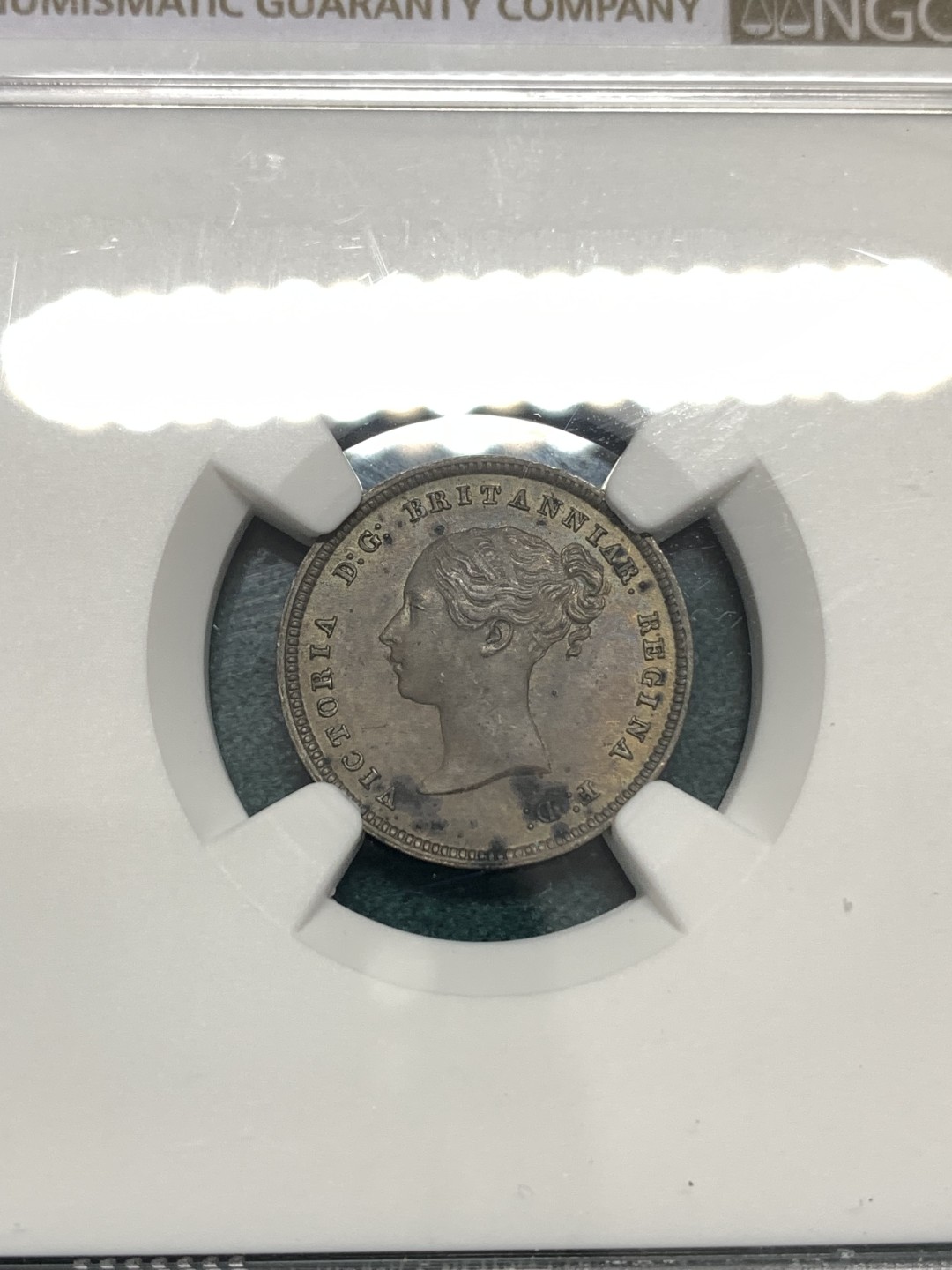 《竞宝斋》第169场-周日，周一2场 (全场包邮) NGC UNC 英国1844年1/2法新 书价很高的一个年份，自然巧克力包浆细节也好