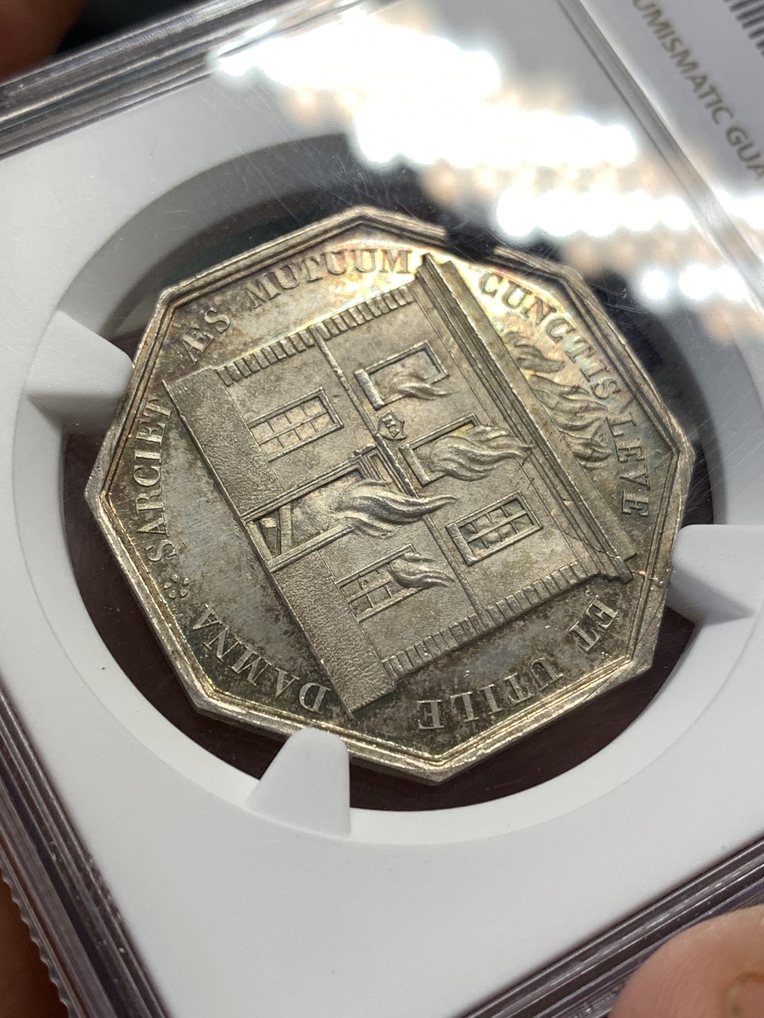 《竞宝斋》第169场-周日，周一2场 (全场包邮) NGC MS64 19世纪法国火灾保险公司八角银质代用币 早期蜜蜂边铭 顶级品相状态