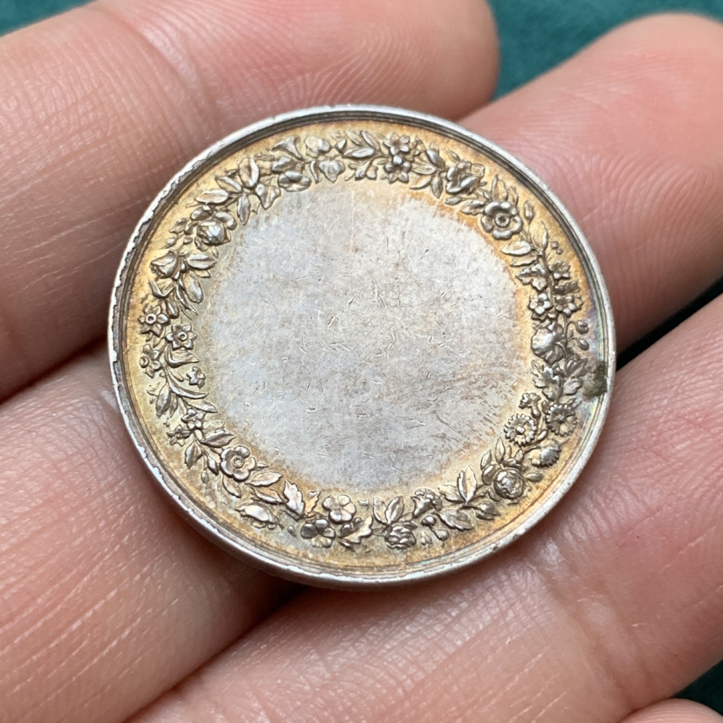 《竞宝斋》第169场-周日，周一2场 (全场包邮) 法国结婚小银章，蜜蜂边铭，直径27.5mm，重量9.82g