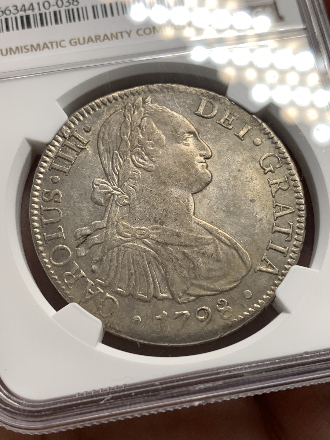 《竞宝斋》第169场-周日，周一2场 (全场包邮) NGC AU58 墨西哥 1798年 卡四 双柱 大银币 早期年份 双面深打 值得收藏