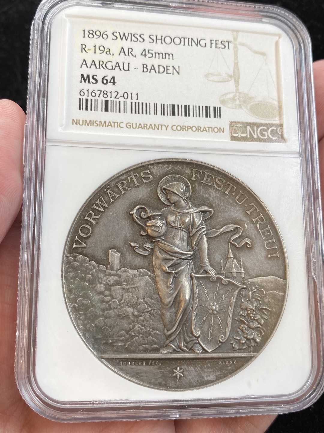 万国钱币拍卖第009期（万国白金之夜） NGC MS64 1896瑞士阿尔高-巴登射击节大银章，顶级品相，镜面高浮雕，原味包浆。