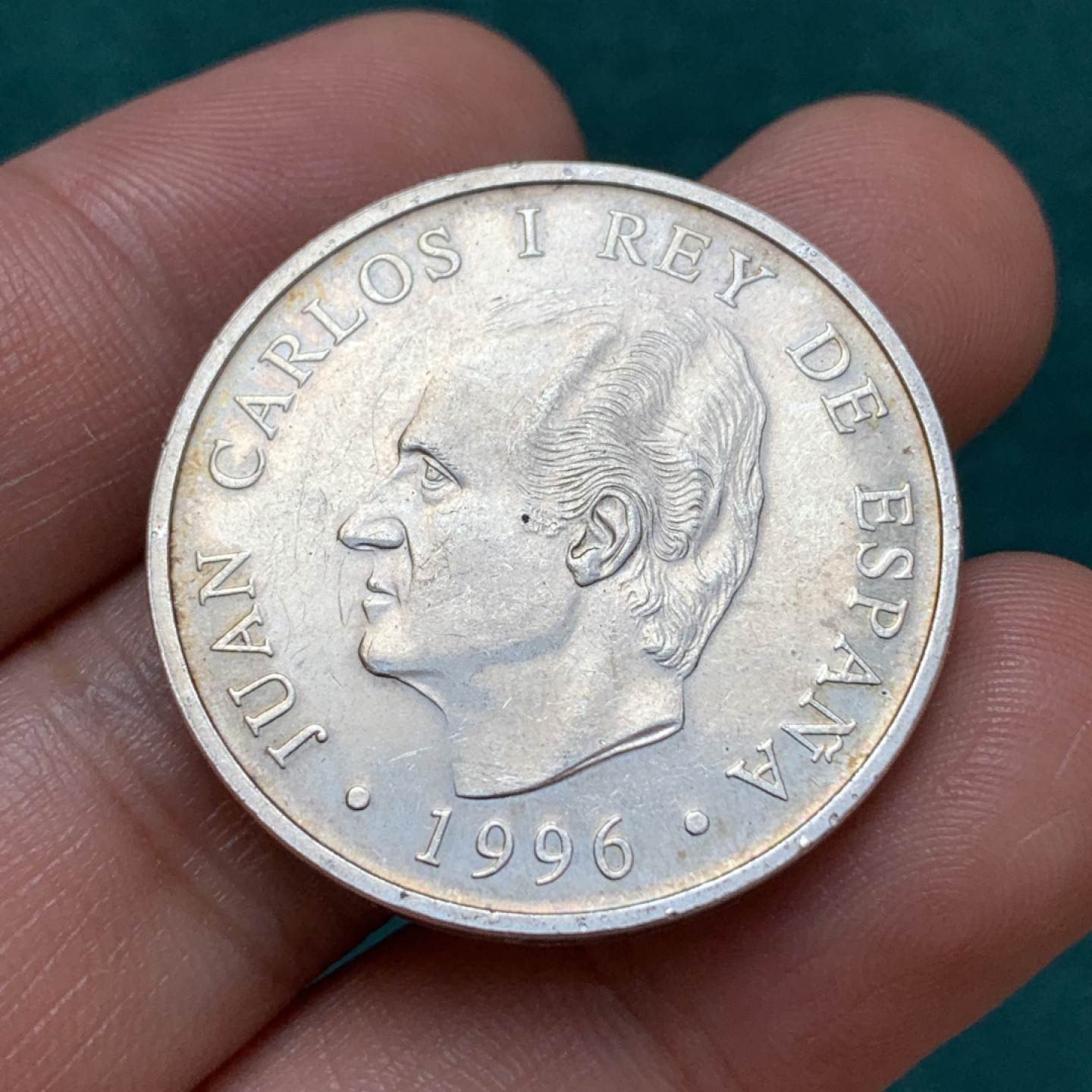 《竞宝斋》第169场-周日，周一2场 (全场包邮) 西班牙1996年画家戈雅 2000比塞塔大银币 18克 925银