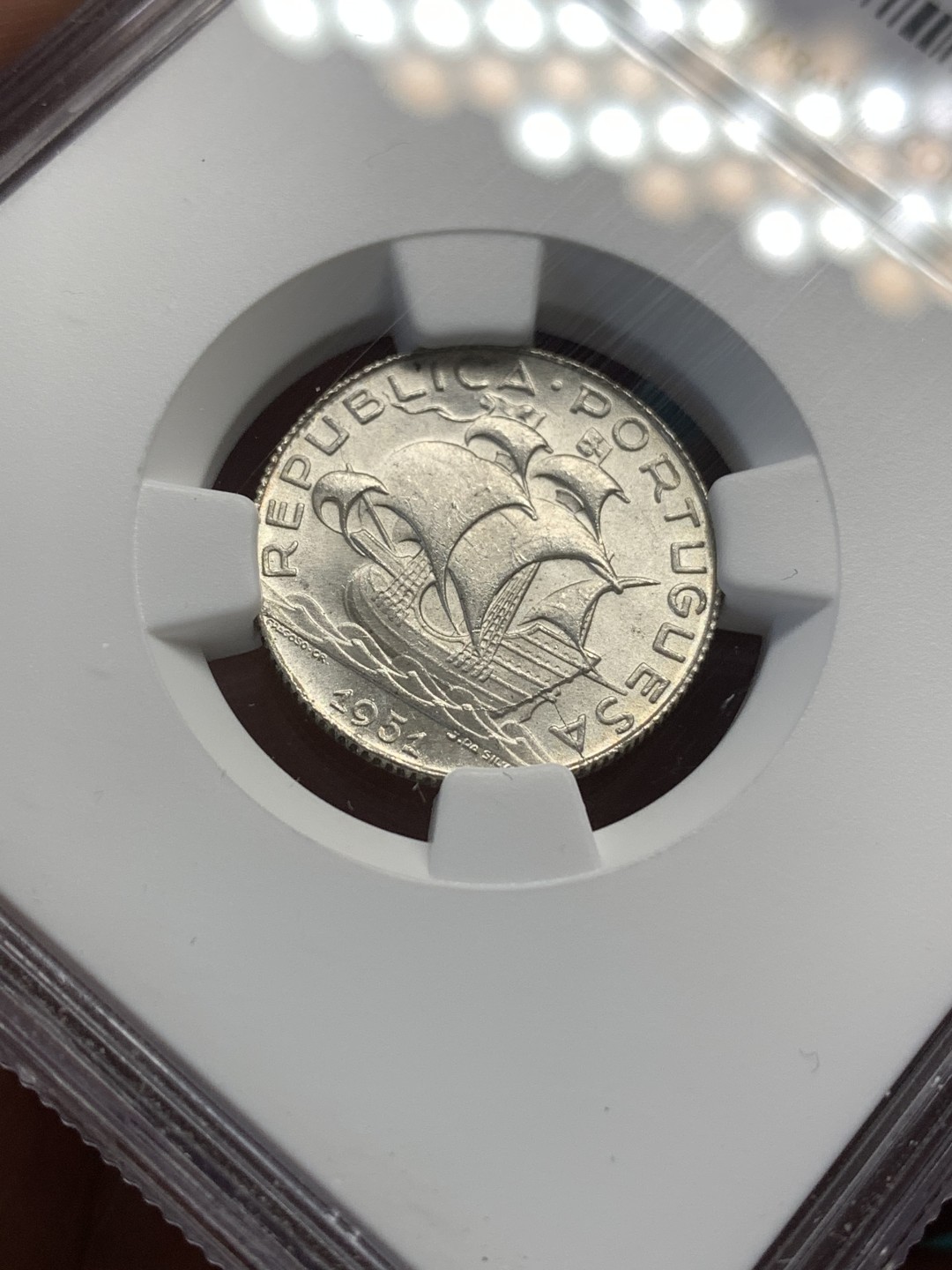 《竞宝斋》第169场-周日，周一2场 (全场包邮) NGC-MS66 葡萄牙1951年 大帆船2.5盾银币 顶级好品