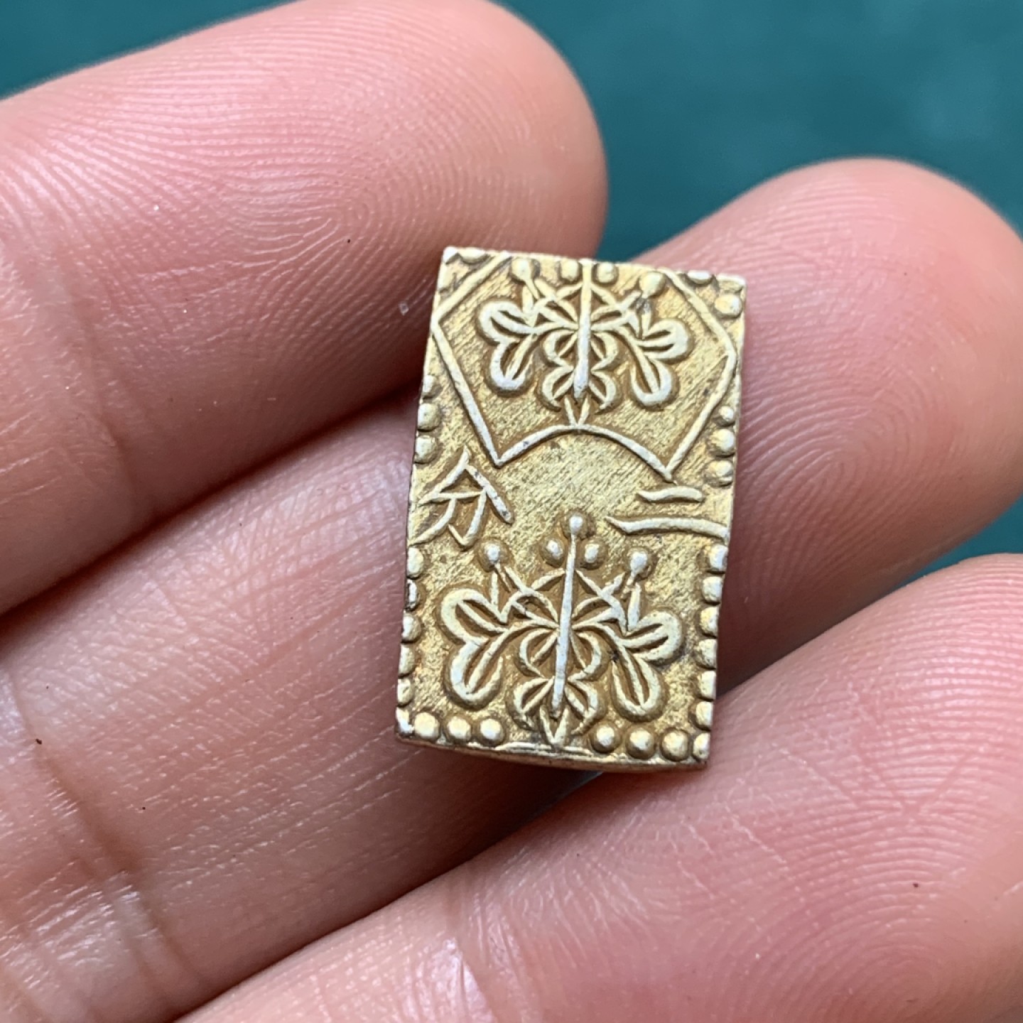 《竞宝斋》第169场-周日，周一2场 (全场包邮) 日本二分金金币，重量3.04g