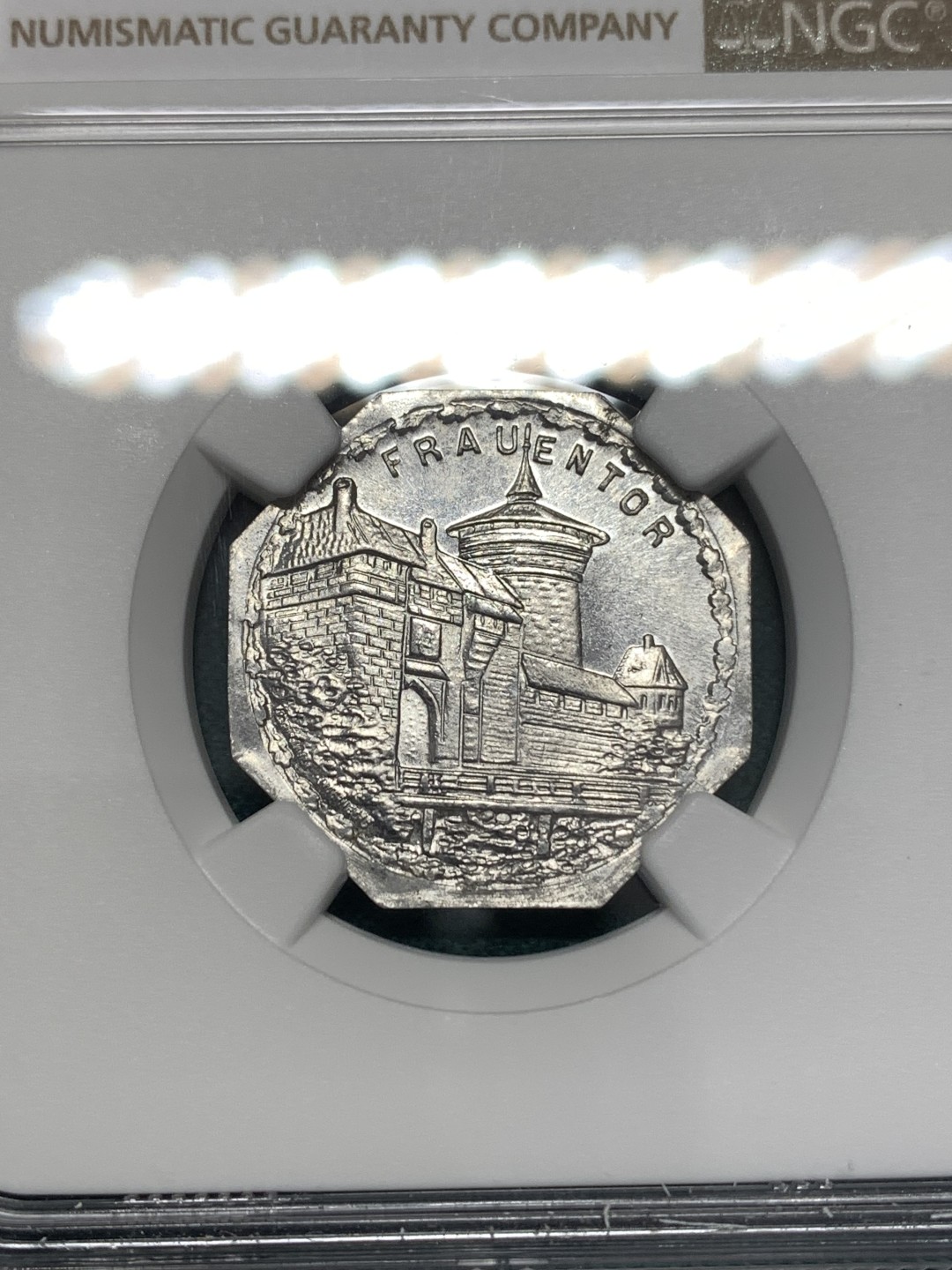 《竞宝斋》第169场-周日，周一2场 (全场包邮) NGC-MS64 1920 德国紧急状态时期纽伦堡代币 景观不错