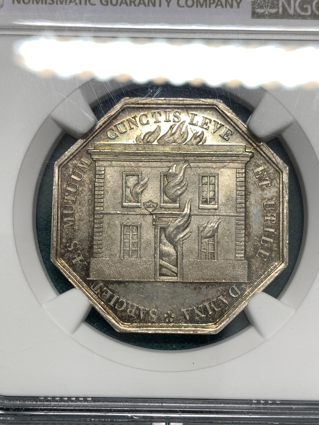 《竞宝斋》第169场-周日，周一2场 (全场包邮) NGC MS64 19世纪法国火灾保险公司八角银质代用币 早期蜜蜂边铭 顶级品相状态