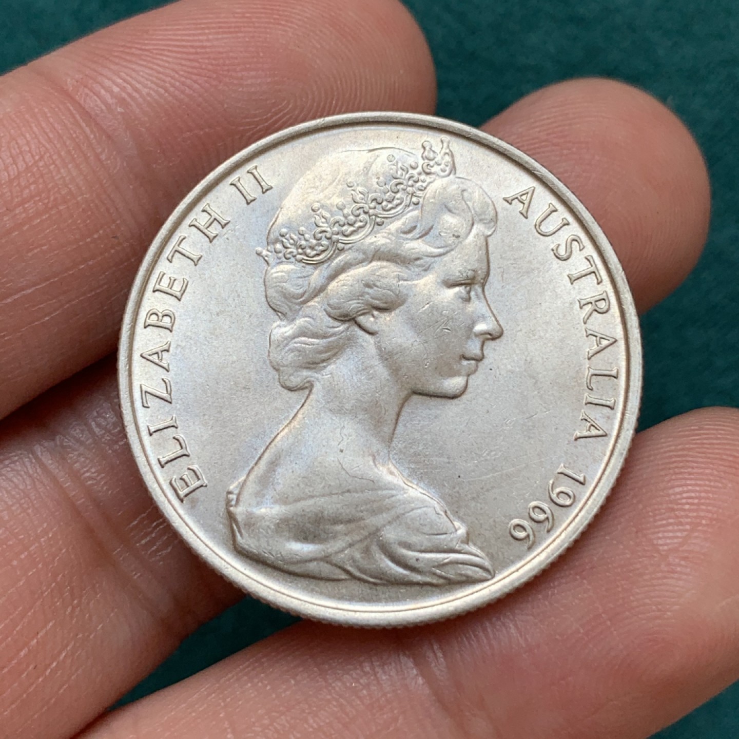 《竞宝斋》第169场-周日，周一2场 (全场包邮) 澳大利亚1966年50分银币 改用澳元后唯一的流通银币 新的女王像和盾徽 全新未流通