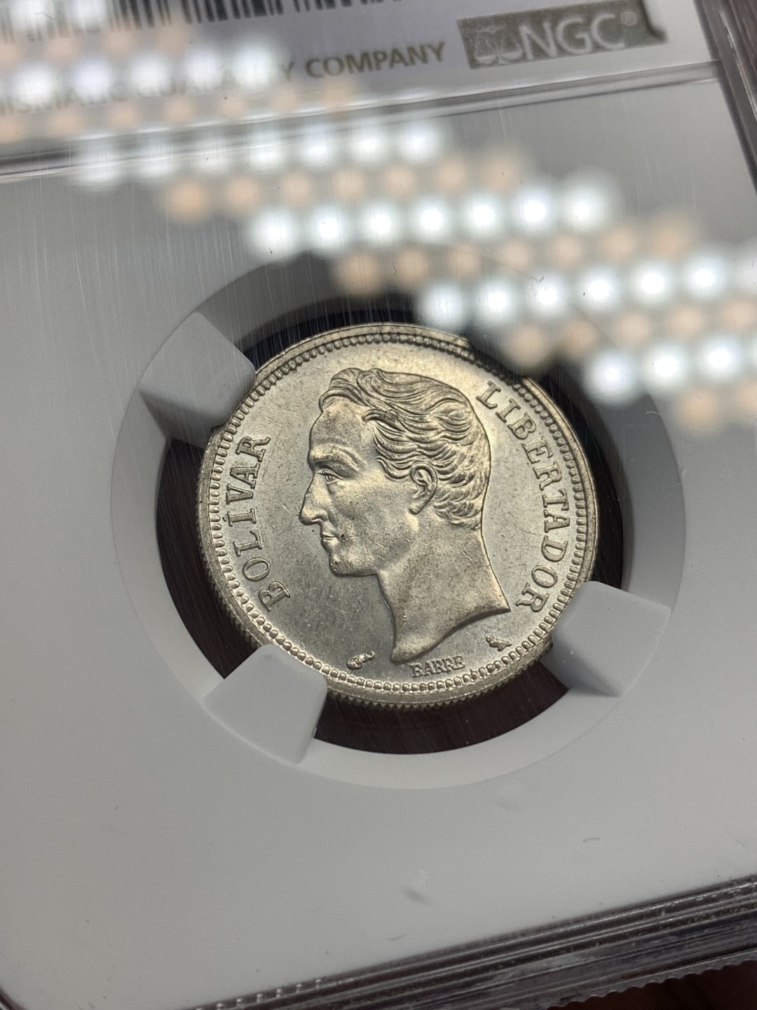 《竞宝斋》第169场-周日，周一2场 (全场包邮) NGC-MS62 委内瑞拉1954年 1玻利瓦尔银币 原光好品