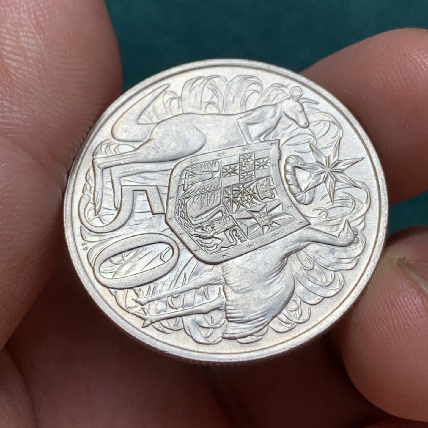 《竞宝斋》第169场-周日，周一2场 (全场包邮) 澳大利亚1966年50分银币 改用澳元后唯一的流通银币 新的女王像和盾徽 全新未流通