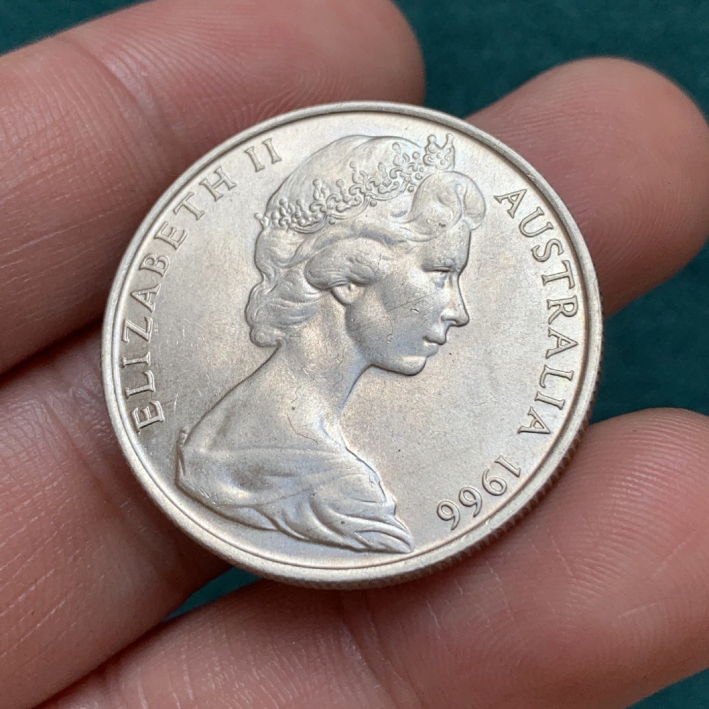 《竞宝斋》第169场-周日，周一2场 (全场包邮) 澳大利亚1966年50分银币 改用澳元后唯一的流通银币 新的女王像和盾徽 全新未流通