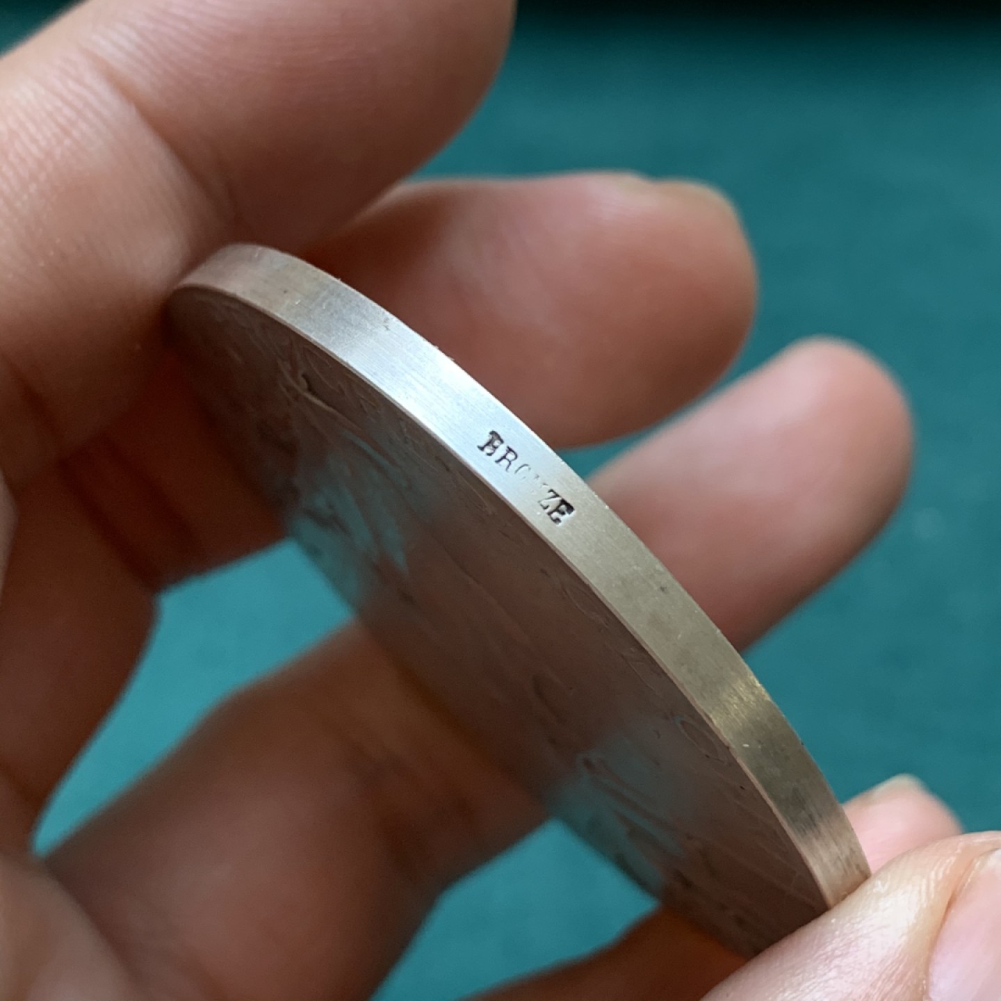 《竞宝斋》第169场-周日，周一2场 (全场包邮) 法国 1910 保卫法兰西 镀银铜章 50mm 53.3克 大规格