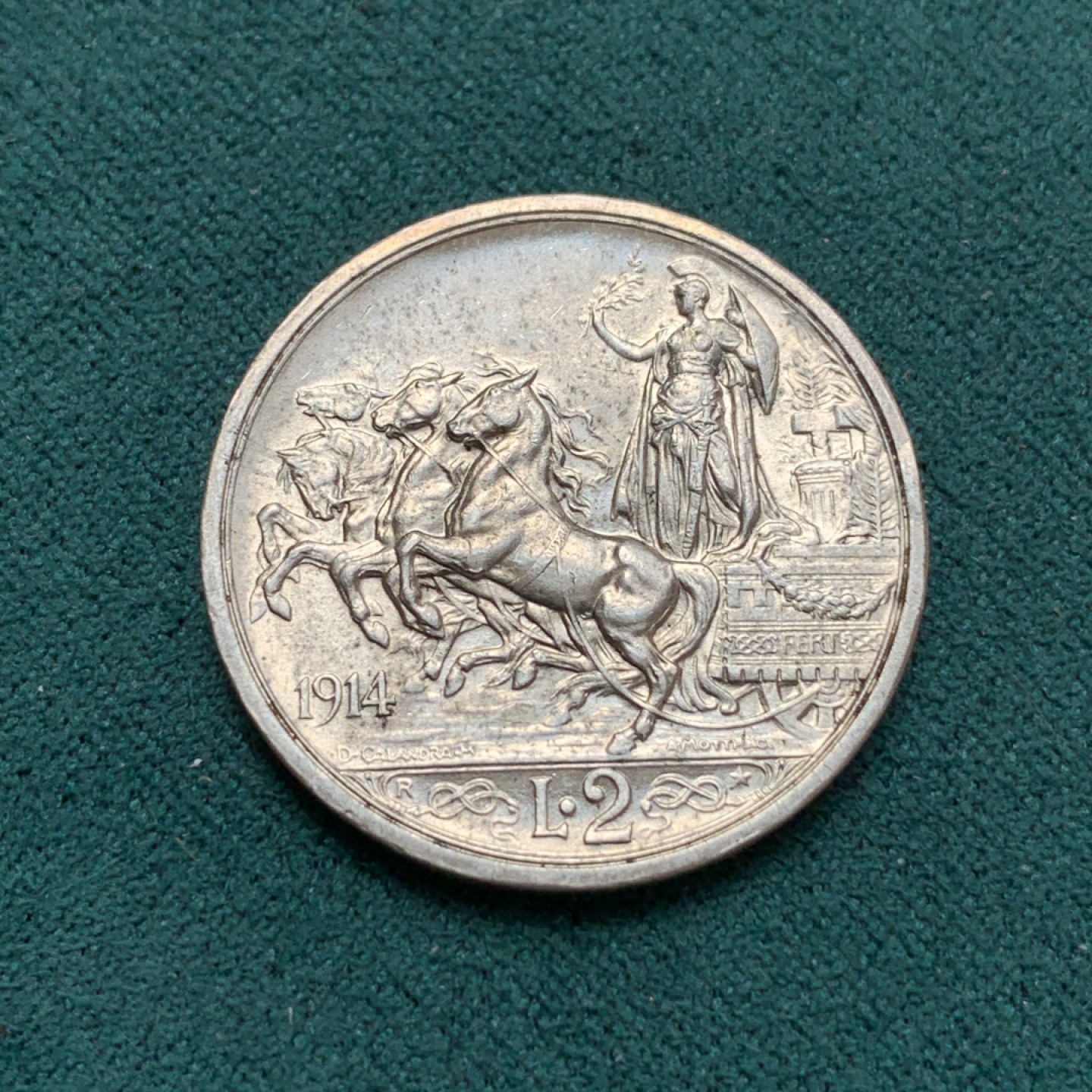 《竞宝斋》第169场-周日，周一2场 (全场包邮) 意大利1914年 胜利马车2里拉银币 原光好品