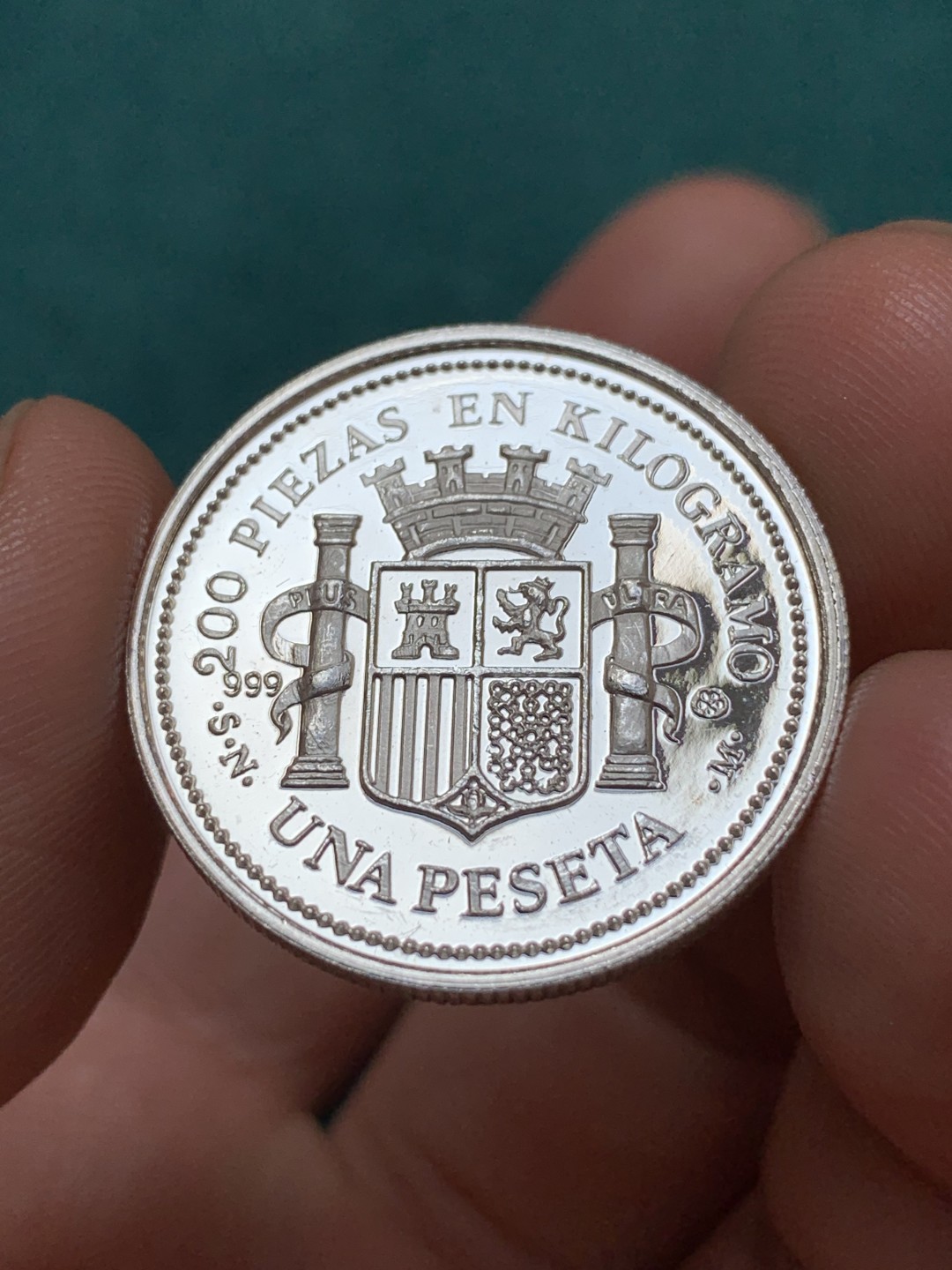 《竞宝斋》第169场-周日，周一2场 (全场包邮) 西班牙 拿花银章 999银 少见品种 PF状态 9.15克 999银