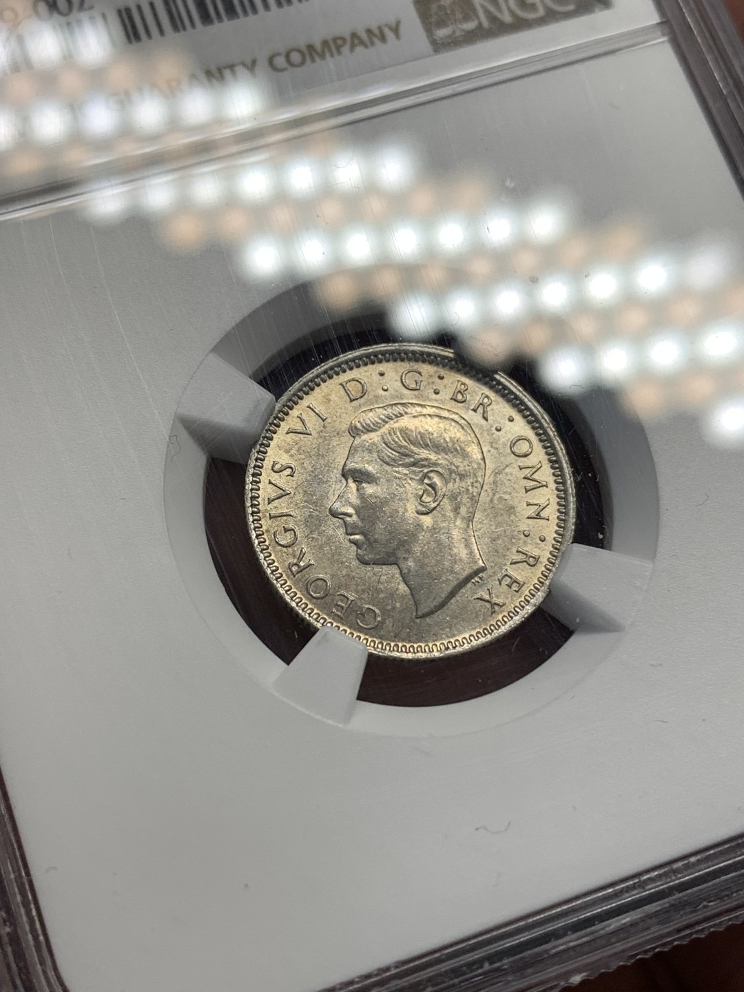 《竞宝斋》第169场-周日，周一2场 (全场包邮) NGC-MS62 英国1942年 乔六6便士 原光好品