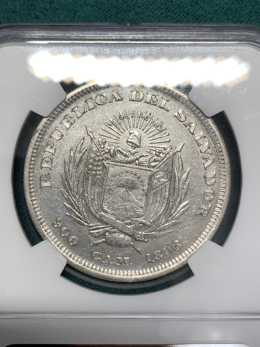 《竞宝斋》第169场-周日，周一2场 (全场包邮) NGC AUD  1893  萨尔瓦多1比索大银币 发行量第二少的年份 南美洲大热品种