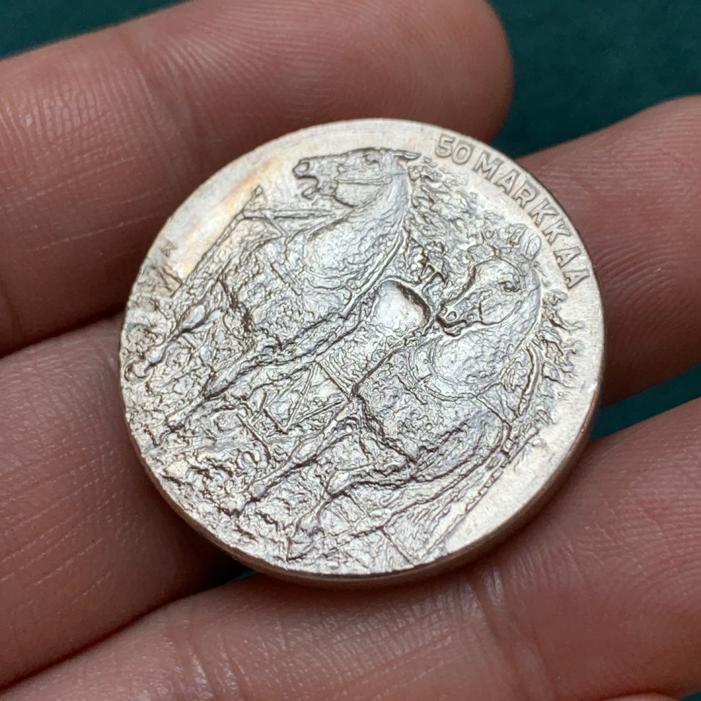 《竞宝斋》第169场-周日，周一2场 (全场包邮) 芬兰1981年 50马克银币 就任总统25周年暨凯科宁总统 80岁生日纪念 币非常厚实 20克