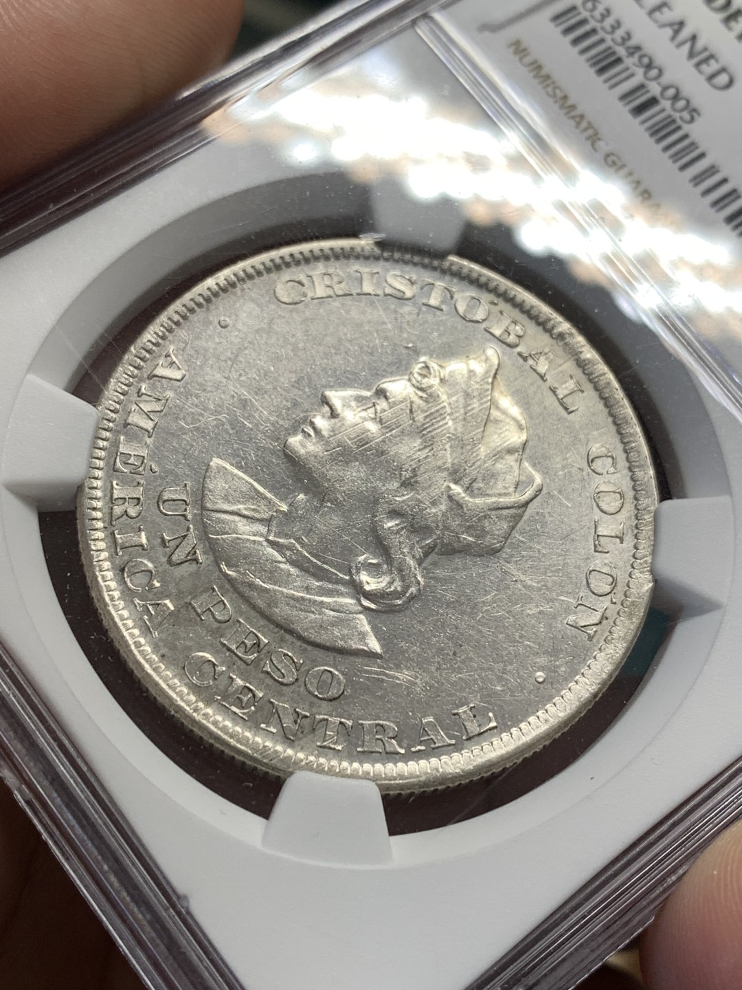 《竞宝斋》第169场-周日，周一2场 (全场包邮) NGC AUD  1893  萨尔瓦多1比索大银币 发行量第二少的年份 南美洲大热品种