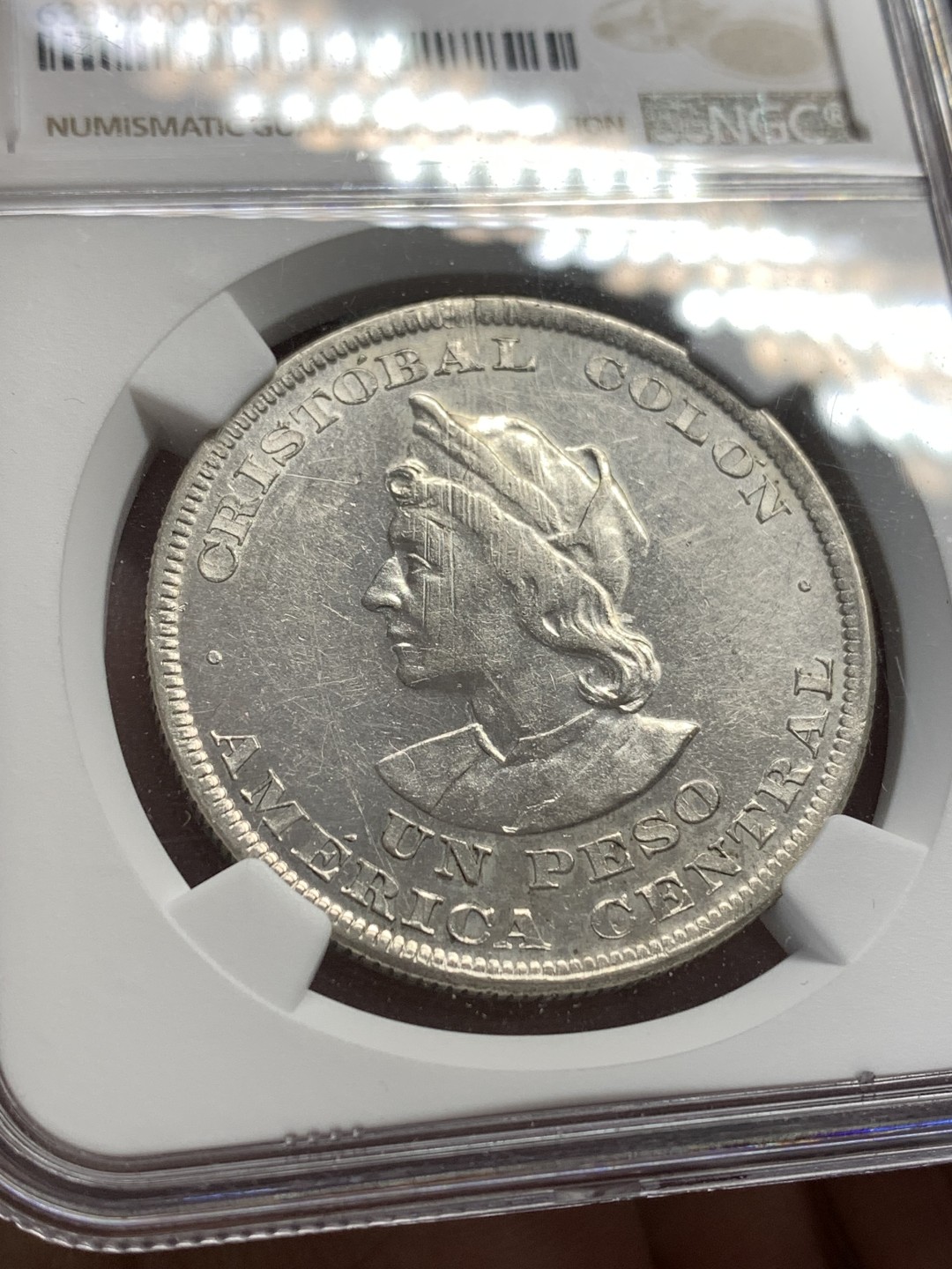 《竞宝斋》第169场-周日，周一2场 (全场包邮) NGC AUD  1893  萨尔瓦多1比索大银币 发行量第二少的年份 南美洲大热品种