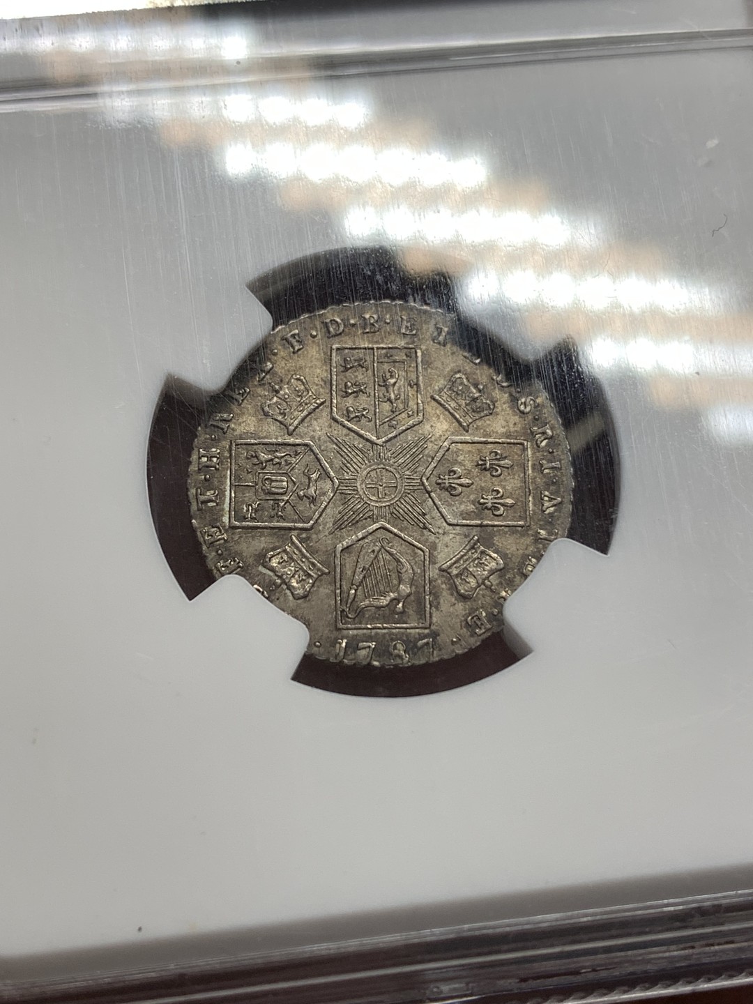 《竞宝斋》第169场-周日，周一2场 (全场包邮) NGC-MS62 英国1787年 乔三 6便士银币 深彩包浆 难得