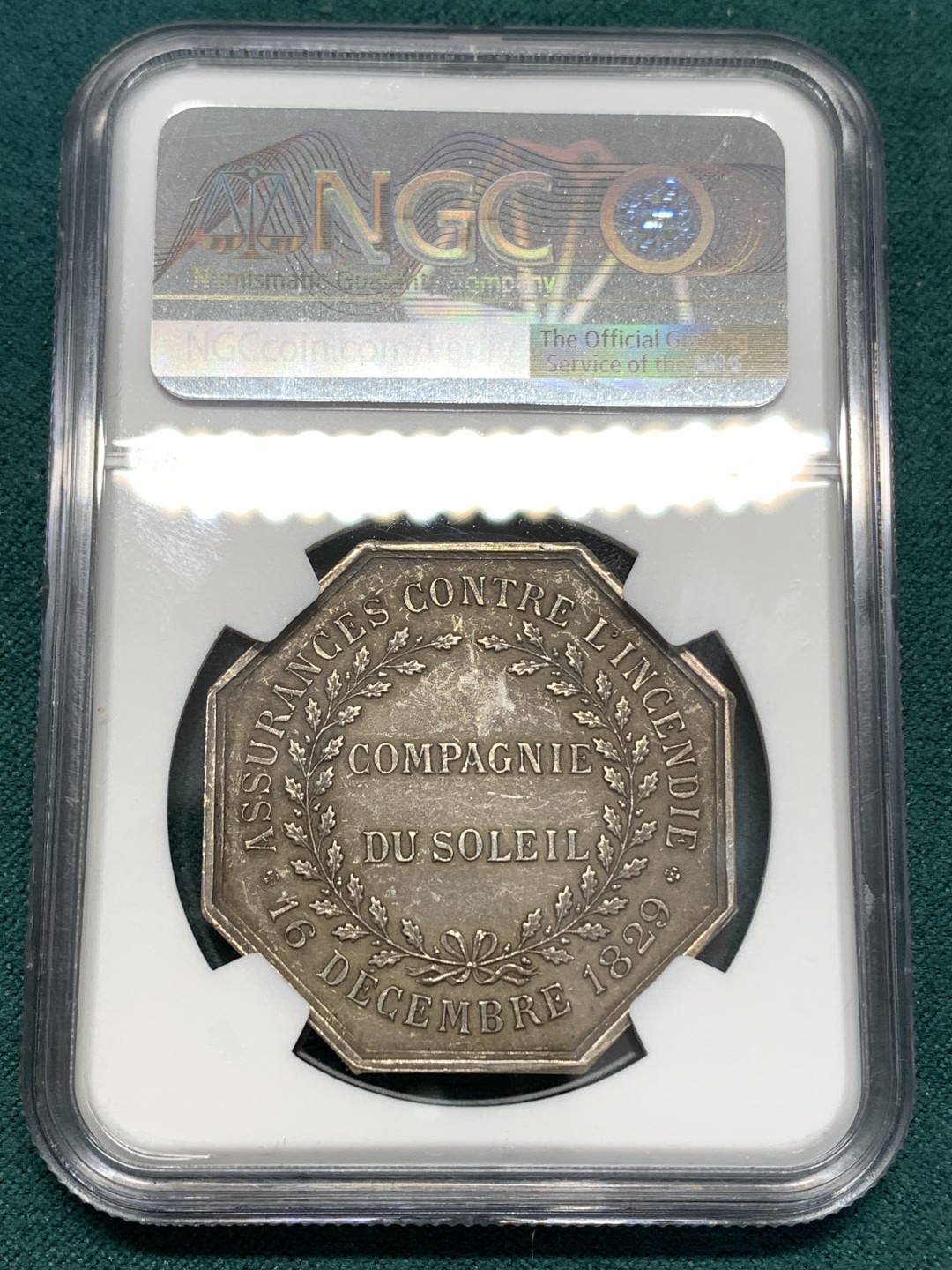 《竞宝斋》第169场-周日，周一2场 (全场包邮) NGC-MS61 法国 1829 太阳保险八角银质代币