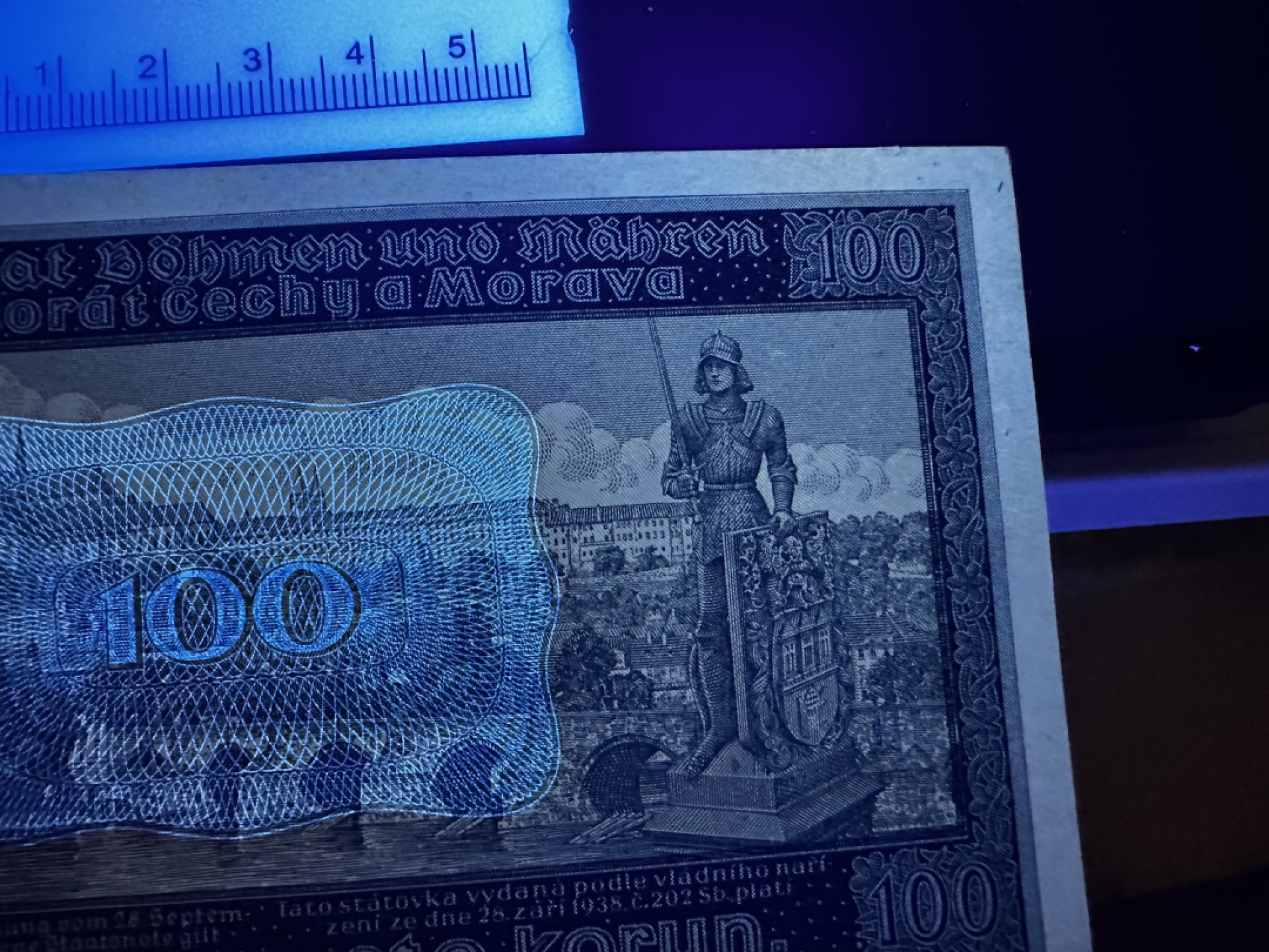 《外钞收藏家》第二百七十二期 波西米亚100克朗 近全新