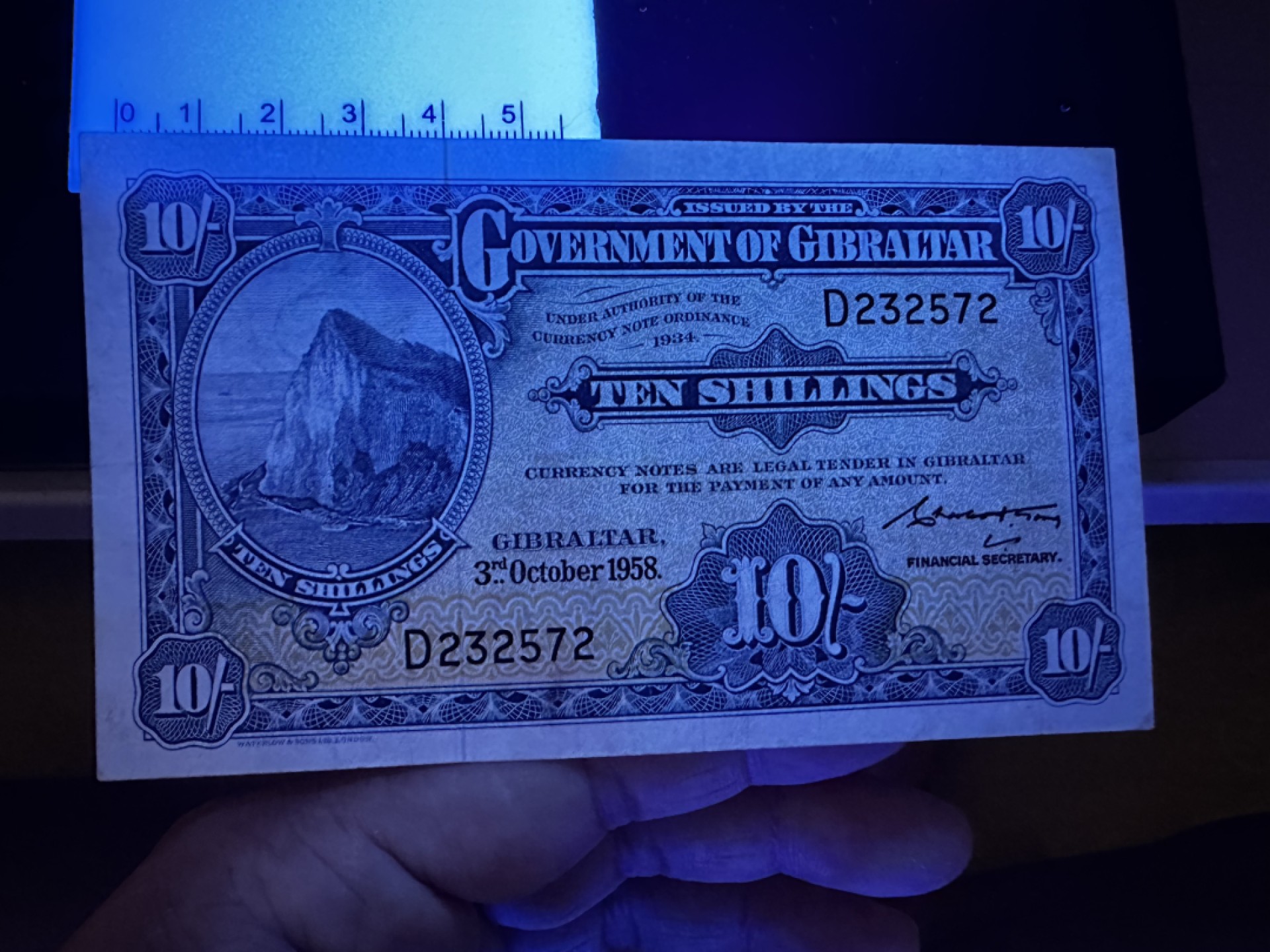 《外钞收藏家》第二百七十二期 直布罗陀1958年10先令 AU-品相