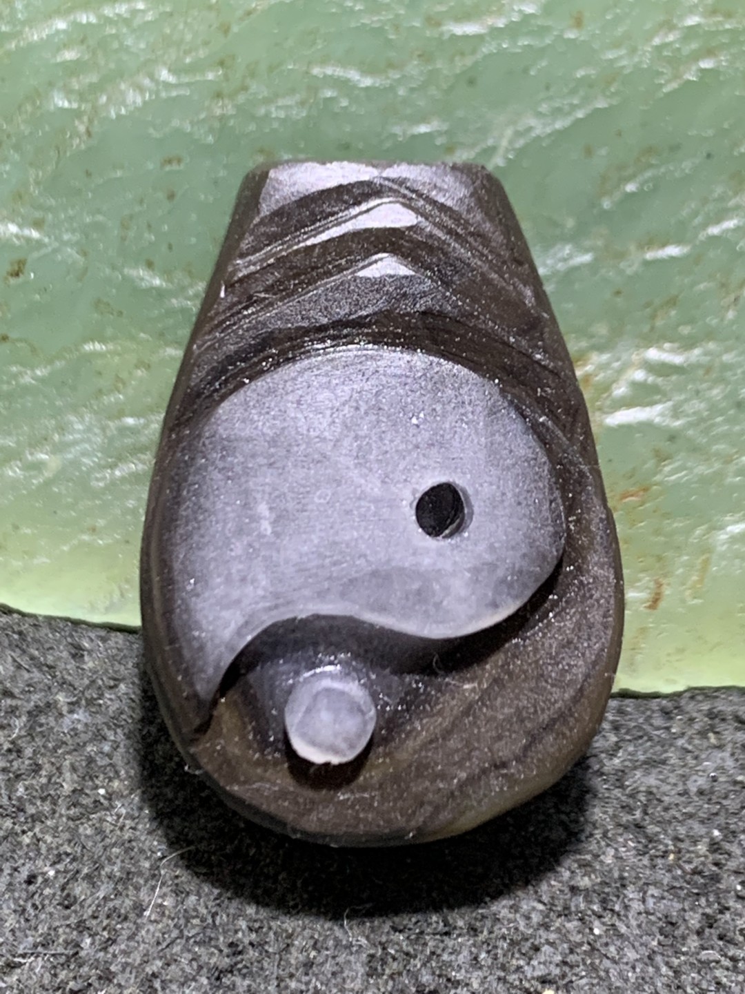 精美亚光战国红玛瑙手工俏色巧雕太极阴阳鱼一体佛头三通一个，