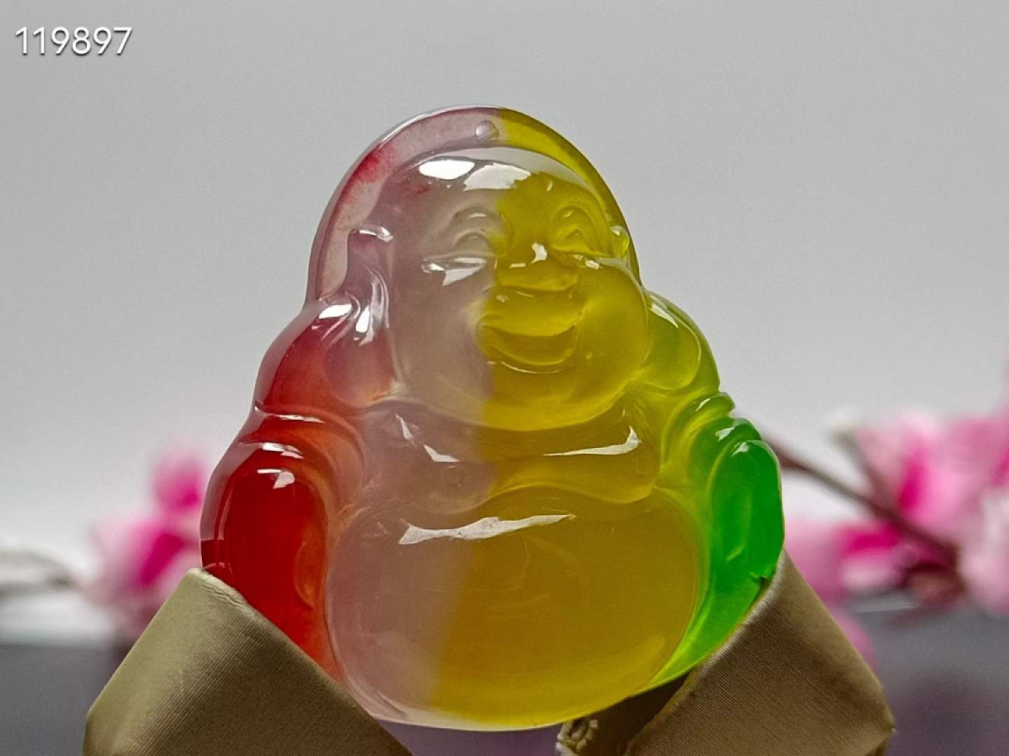 顶级龙石种多彩翡翠弥勒佛，整料雕刻，水头超好，超级完美，重40.8克