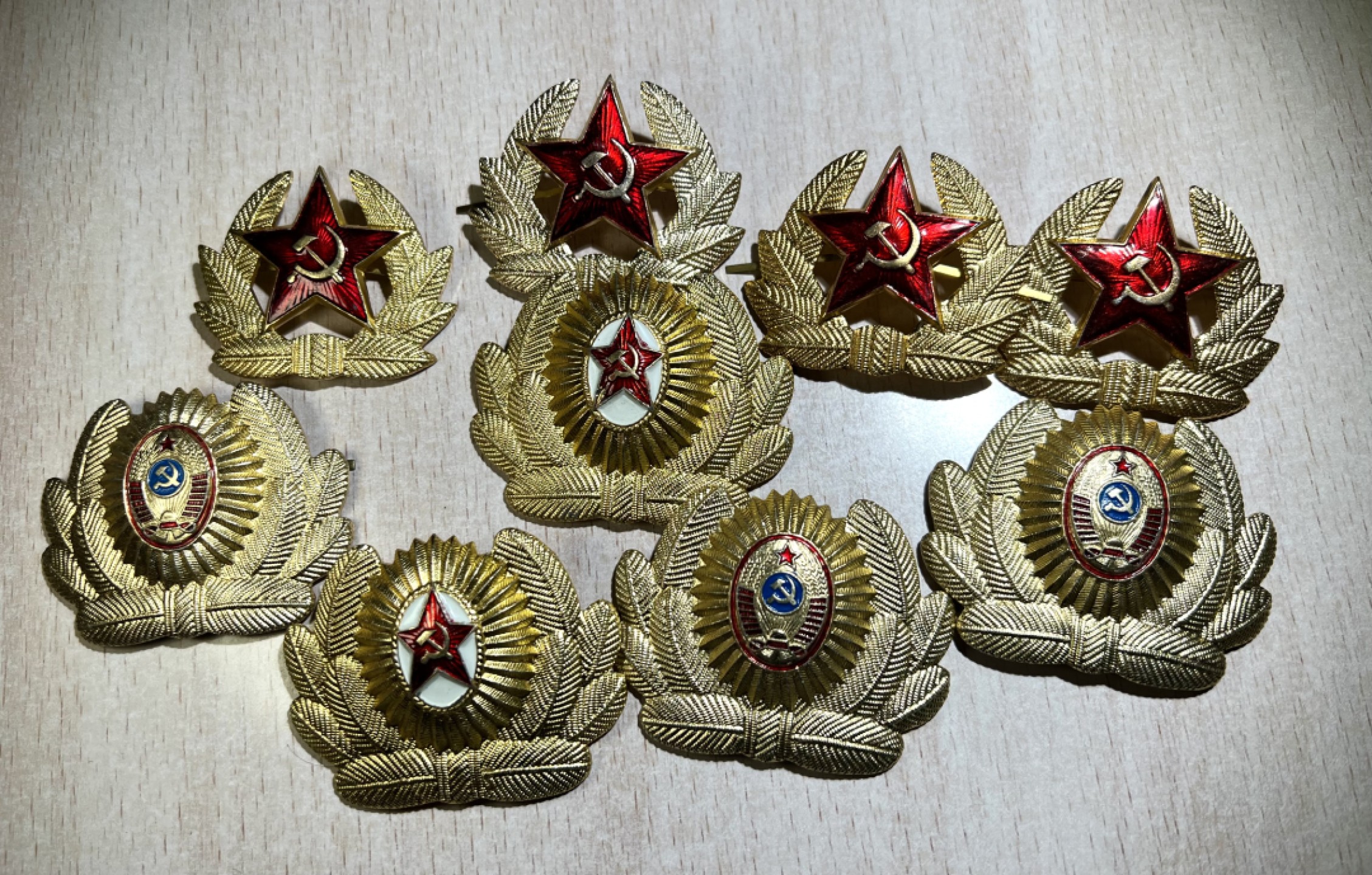 大猫徽章拍卖 第225期 苏联帽徽一组