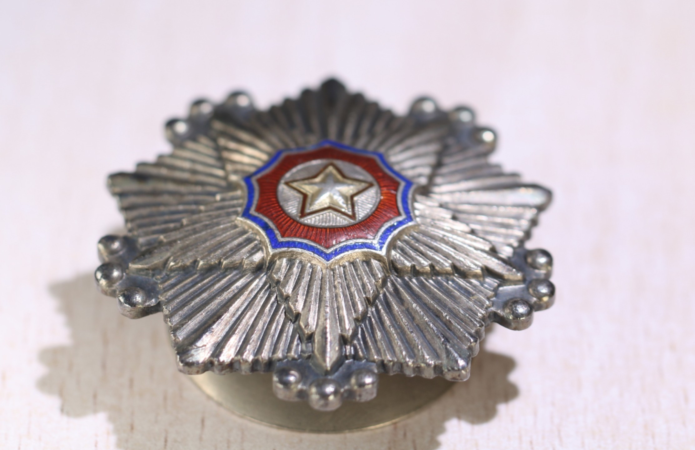 大猫徽章拍卖 第225期 朝鲜🇰🇵三级国旗勋章 